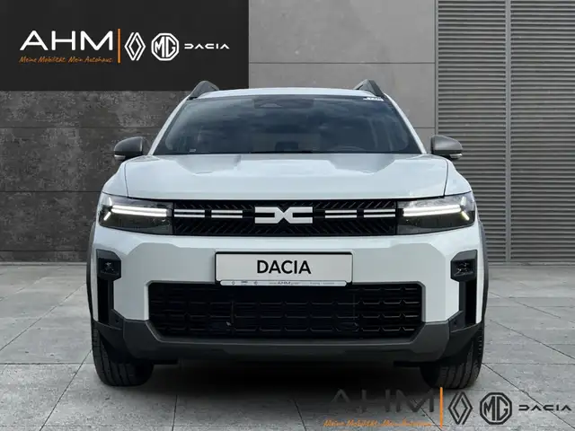 Dacia Bigster view 3