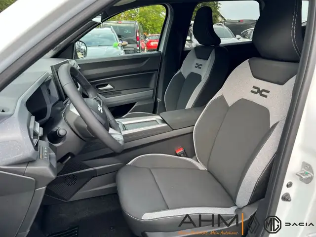 Dacia Bigster view 11