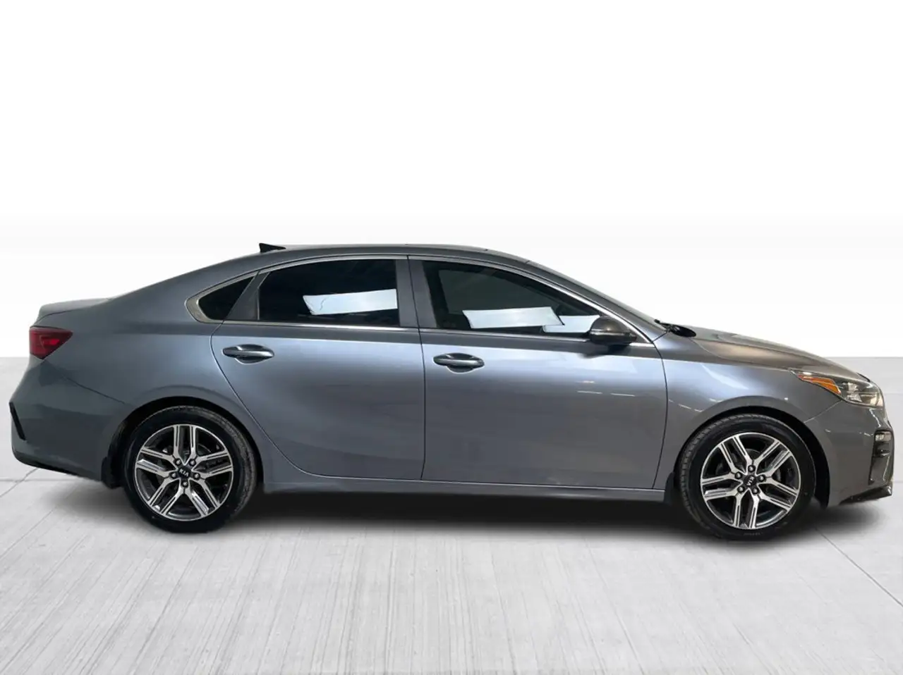 Kia Forte снимка Kia Forte