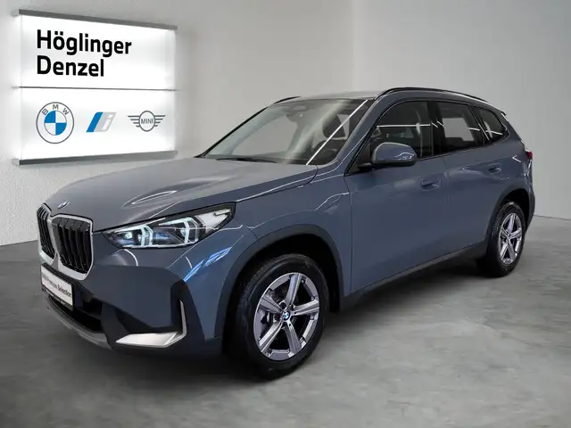 BMW X1 view 2