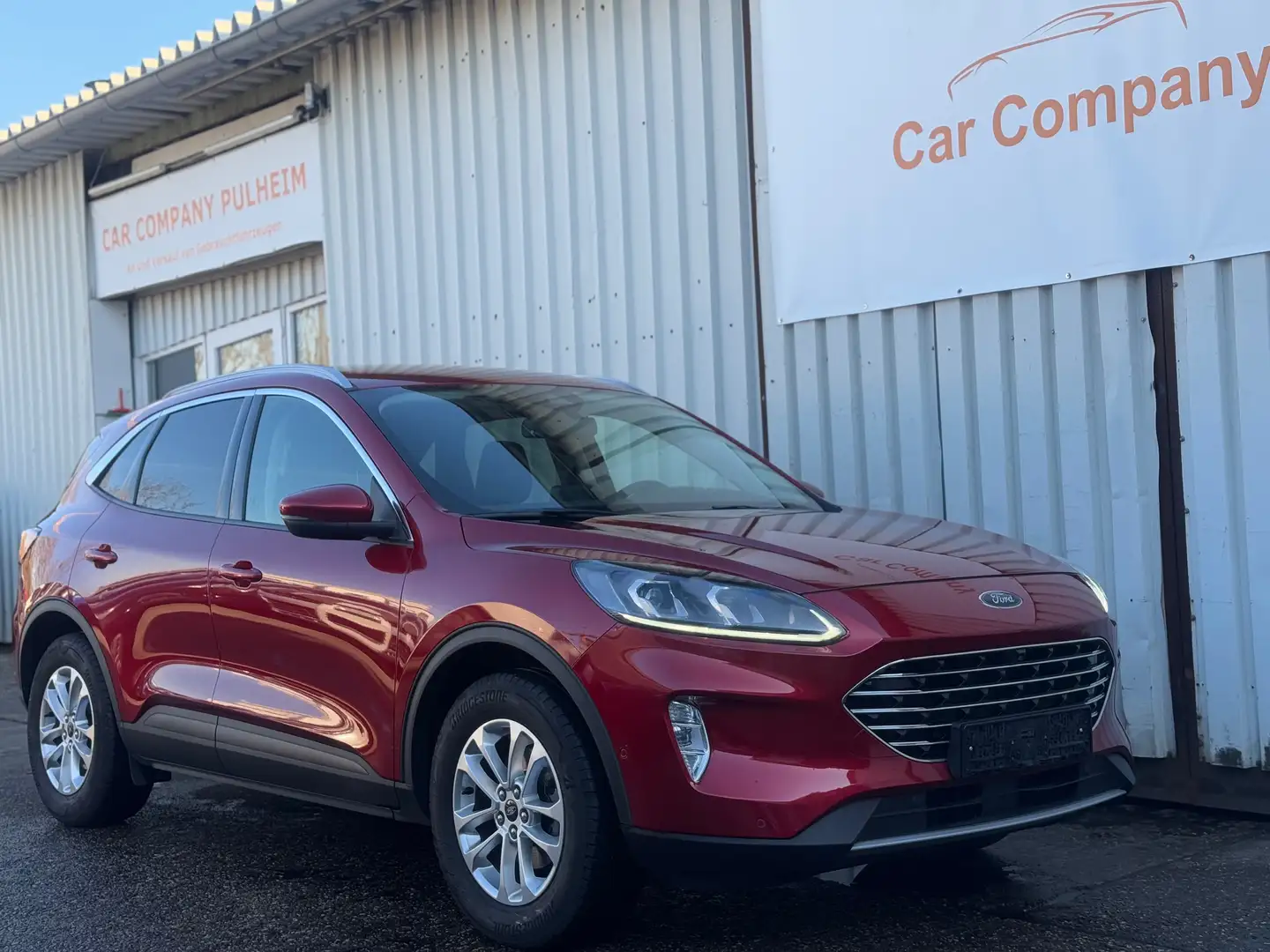 Ford Kuga 1.5 TITANIUM X *1.Hand*Top Ausstattung*AHK*HeadUp Rot - 1