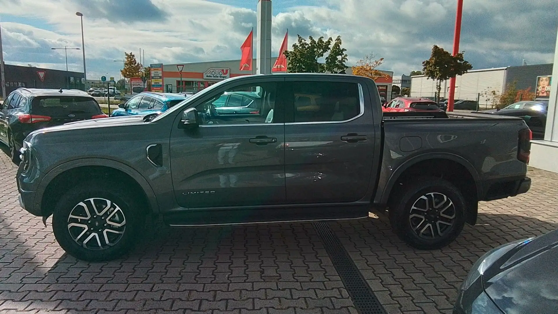 Ford Ranger Limited 4WD Doppelkabine, Navi, LED, Grau - 2
