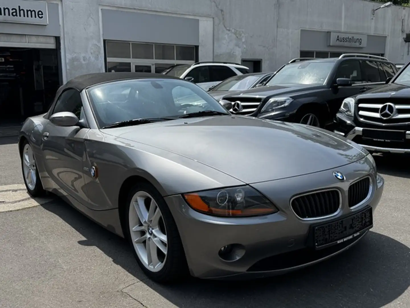 BMW Z4 Roadster 2.2i Grigio - 1