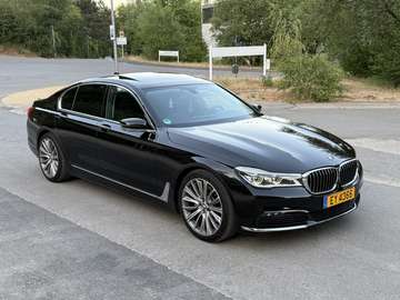 730d