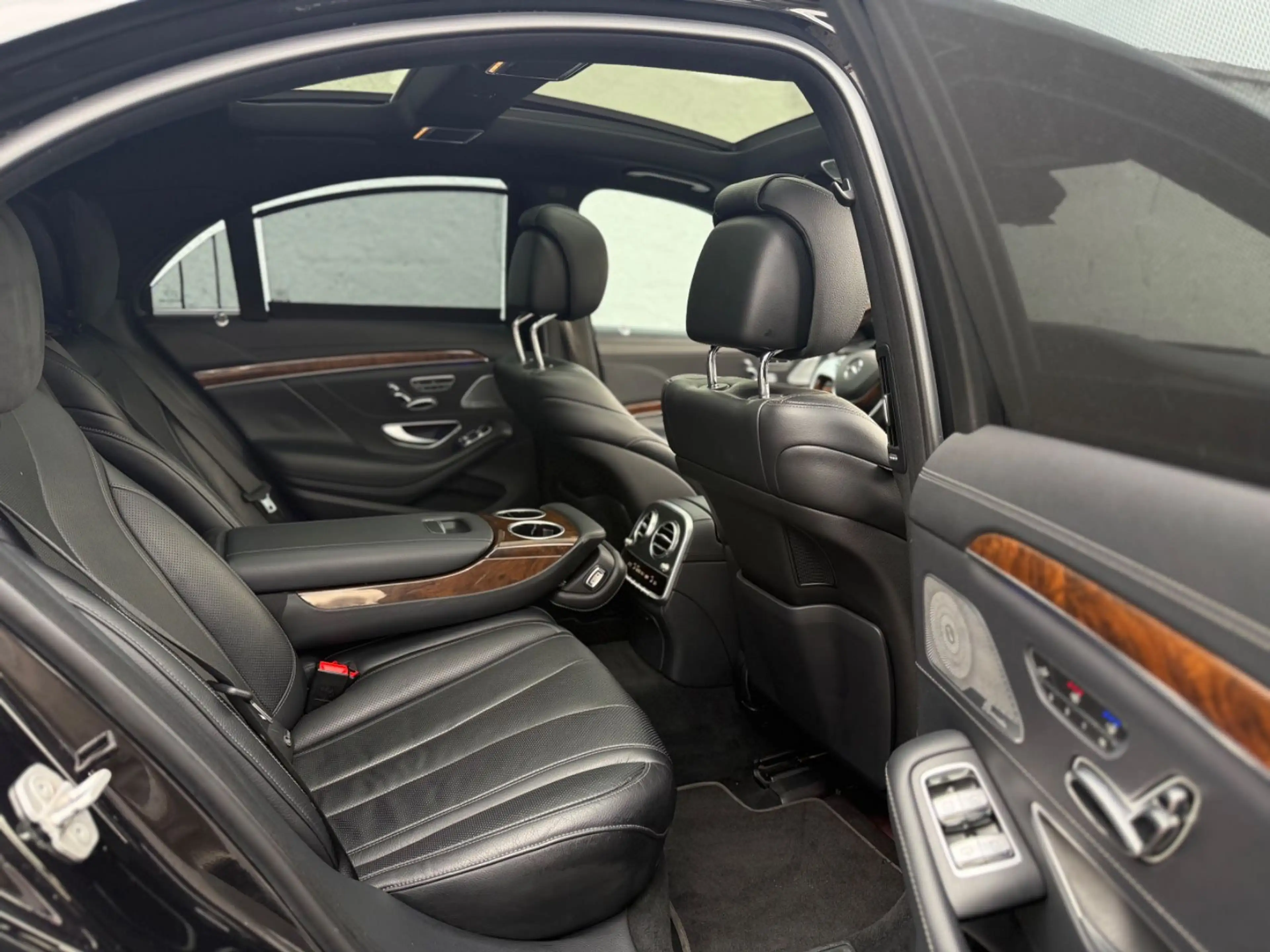 Mercedes-Benz S 350 S350d Elk.Sitze im Fond 20AMG,Night-Vision, Pano — photo 13