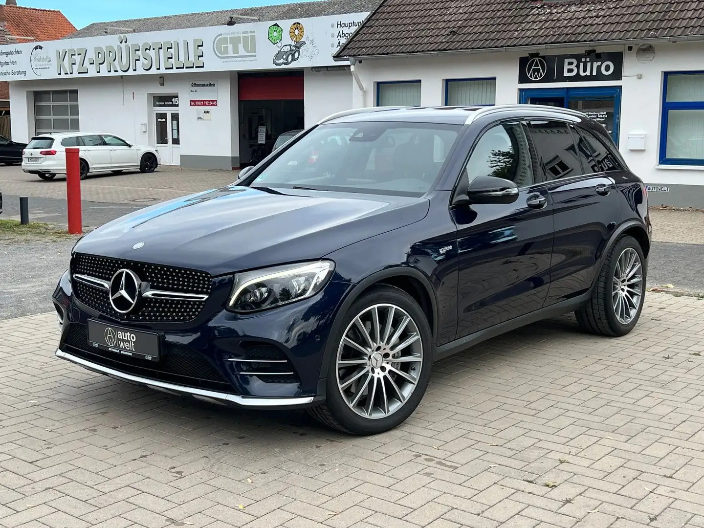 Mercedes-Benz GLC 43 AMG 4Matic, Burmester, LED, Kam, TÜV neu Blau - 1