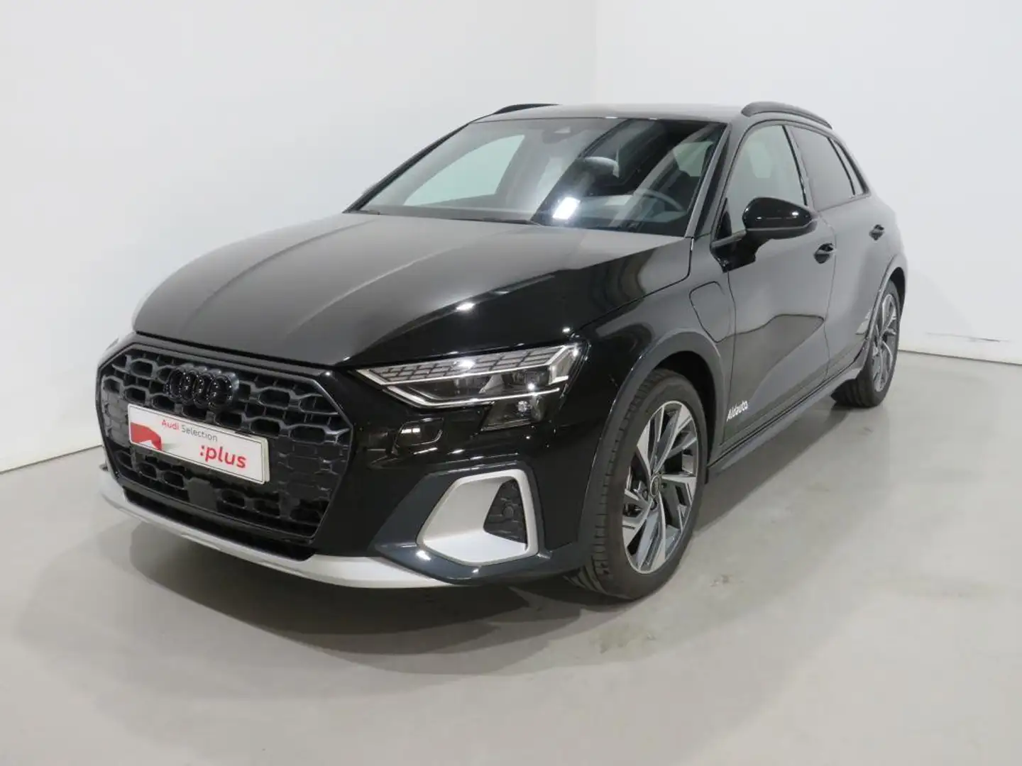 Audi A3 Sportback TFSI e Advanced S tronic 150kW Noir - 1