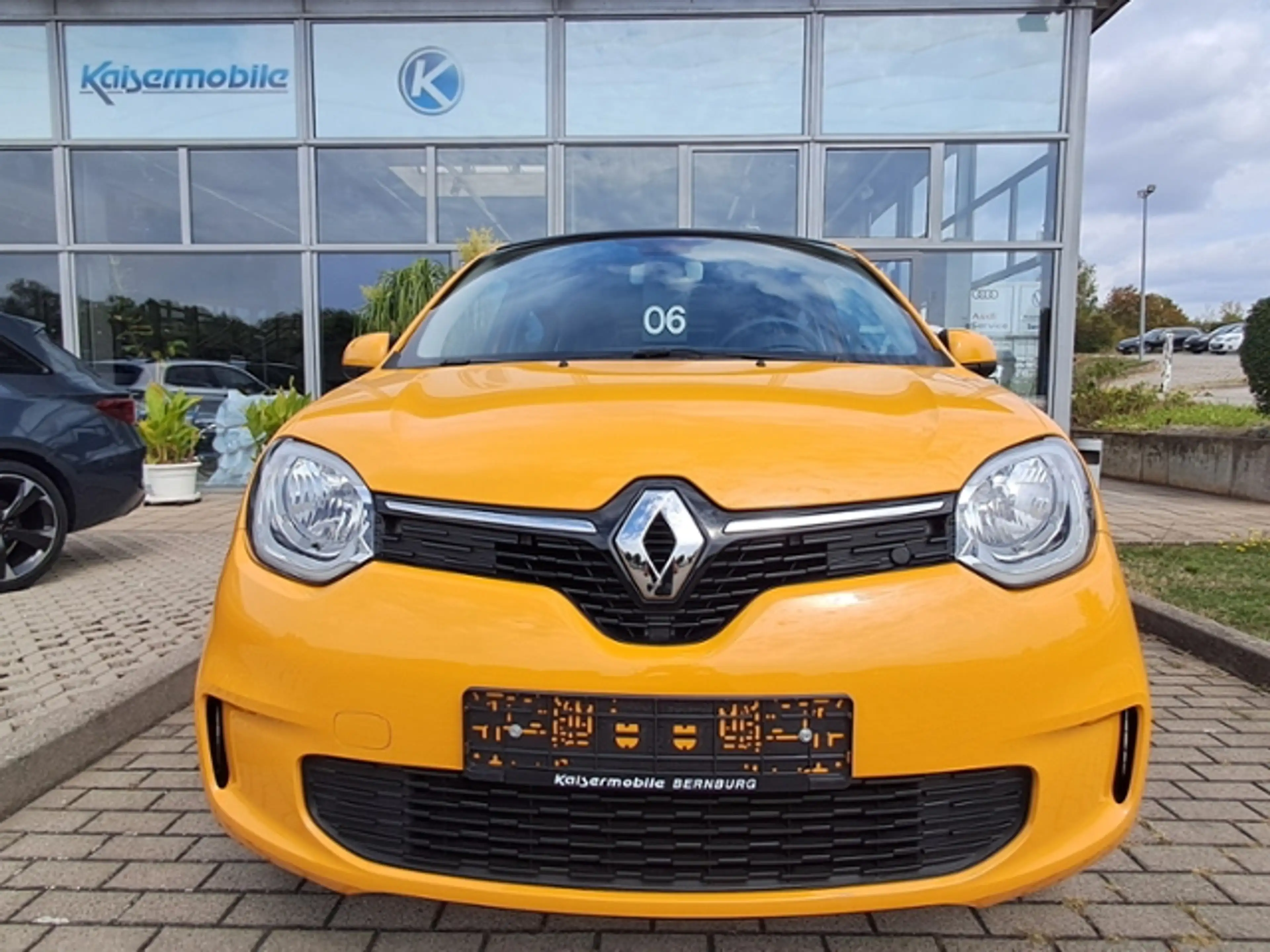 Renault Twingo 1.0 SCe 75 (EURO 6d-TEMP) Limited KLIMA — photo 8