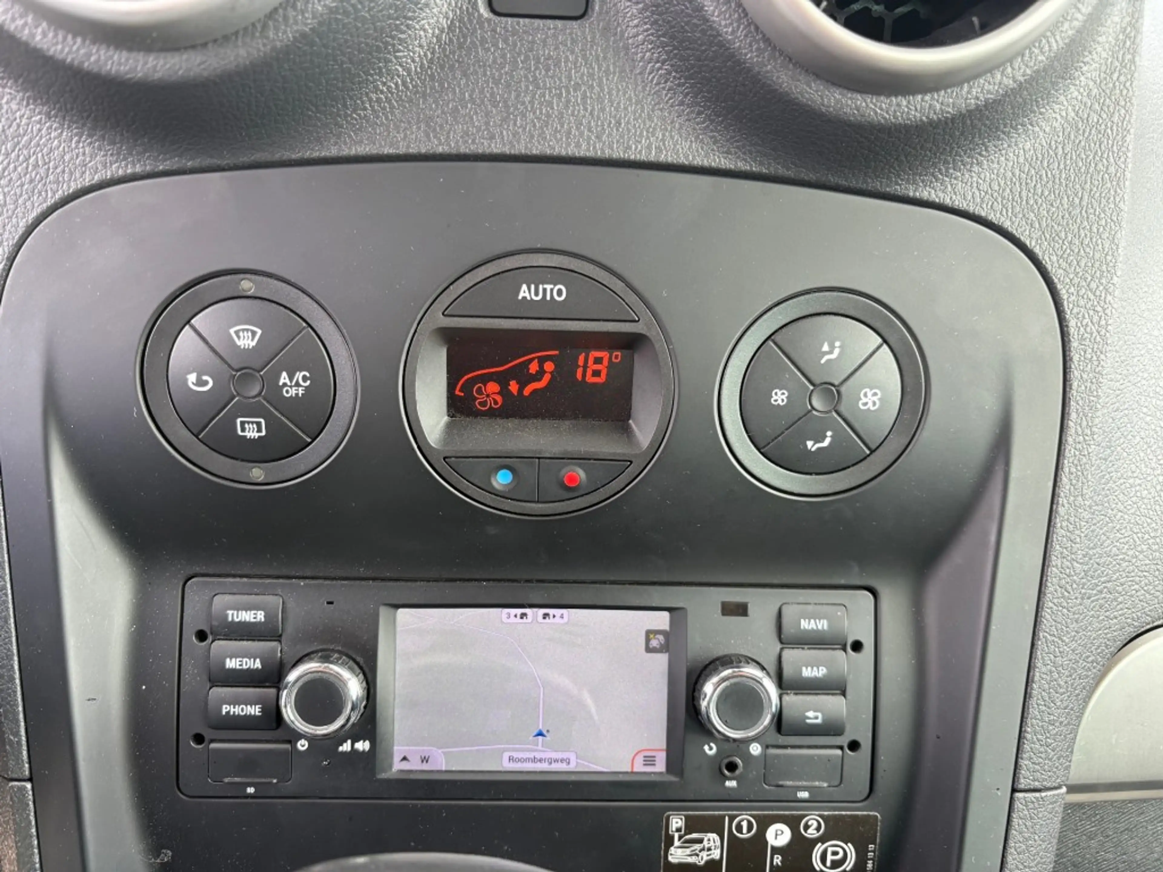 Mercedes-Benz Citan 112 TOURER / 1E EIGENAAR / AUTOMAAT / NETTE — photo 10