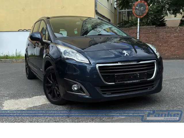 Peugeot 5008 Allure*HU-D*Pano*R-Cam*LED-T*Video*SHZ*