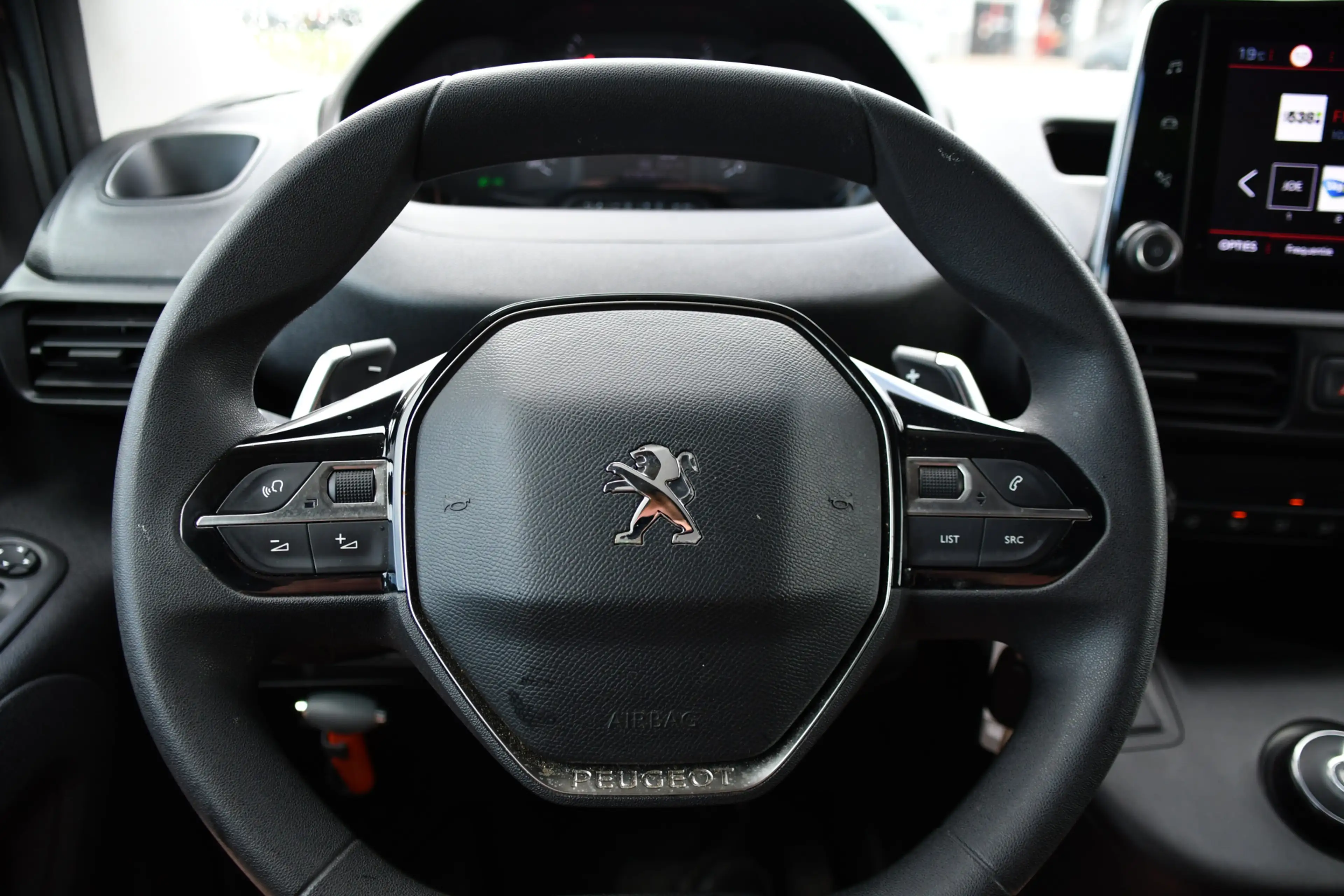 Peugeot Partner 1.5 BlueHDI L2 PB Edition Camera, Cruise, Carplay, — photo 14