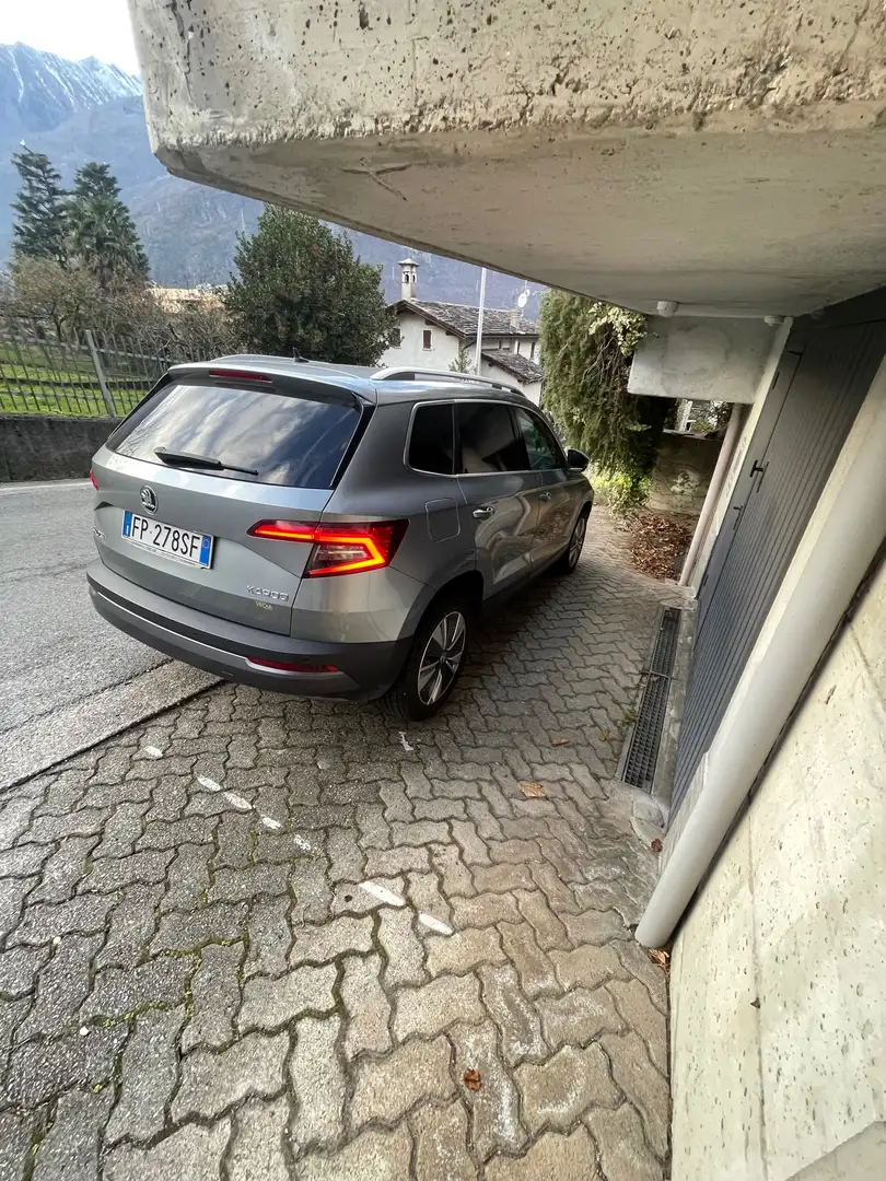 Skoda Karoq 1.6 tdi Style dsg Grigio - 1