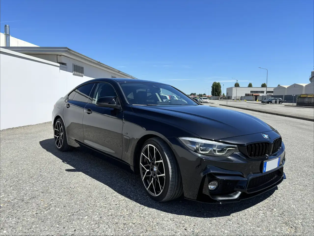BMW 418