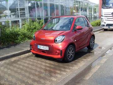 smart fortwo cabrio EQ passion