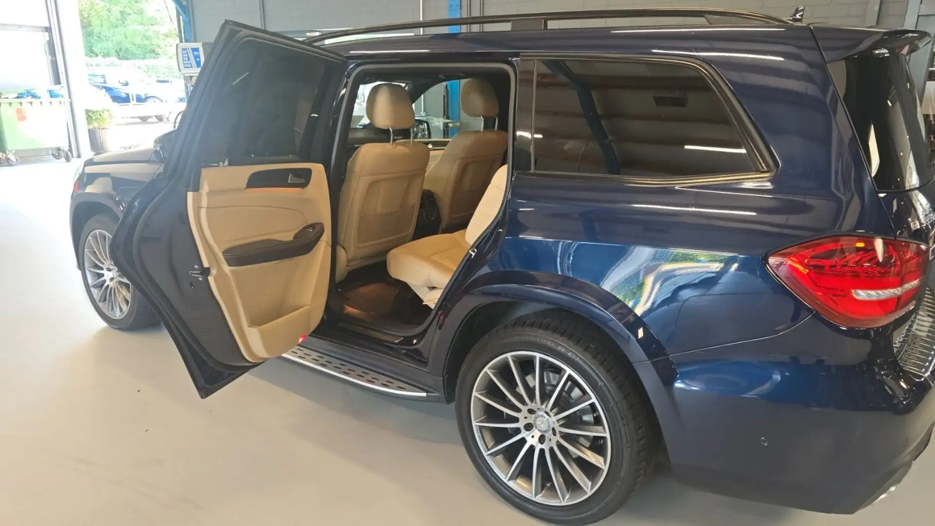 Mercedes-Benz GLS 350 d 4Matic AMG Pano 7-S. ACC Leder 1.Hand Blau - 2