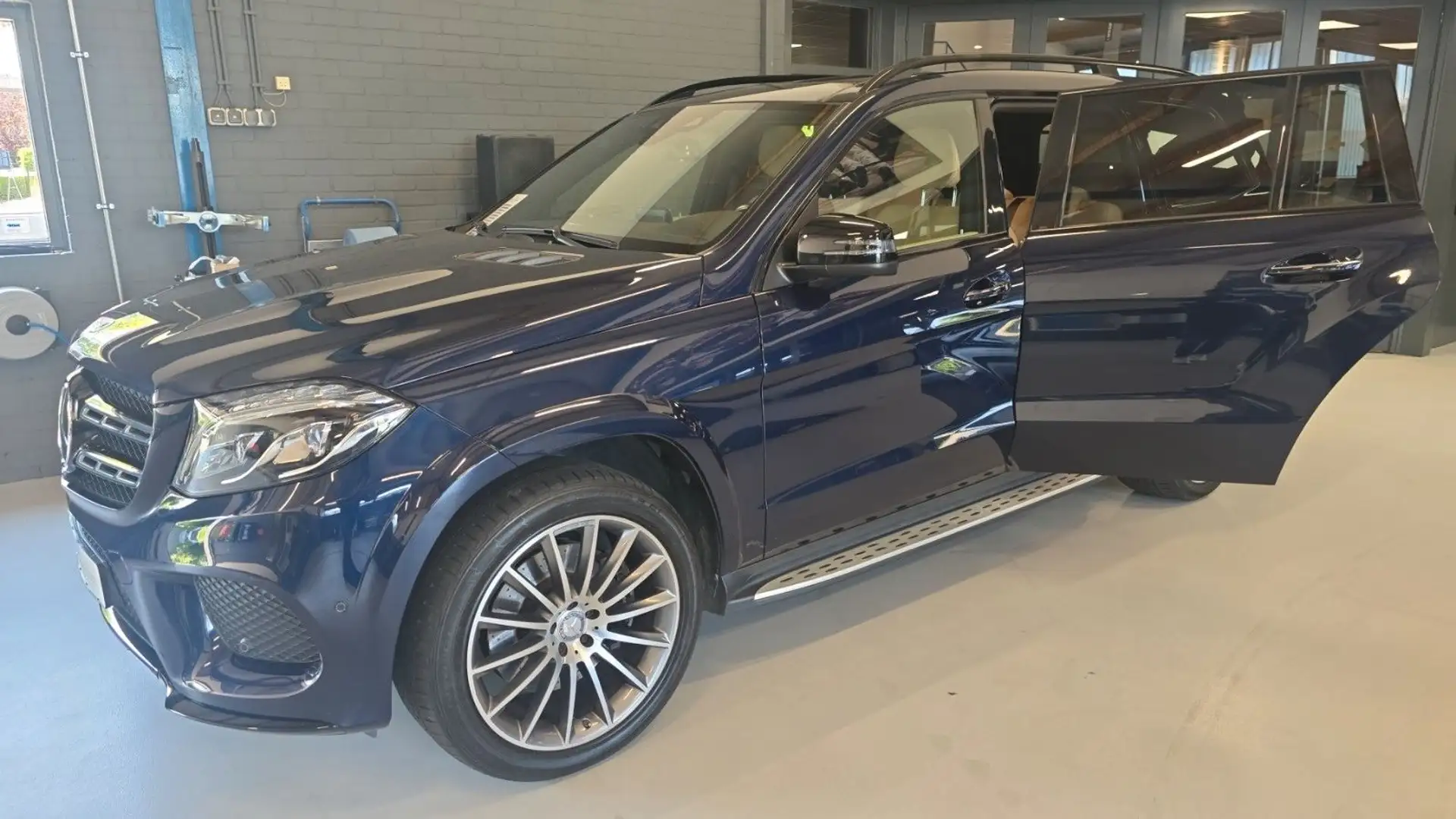 Mercedes-Benz GLS 350 d 4Matic AMG Pano 7-S. ACC Leder 1.Hand Blau - 1