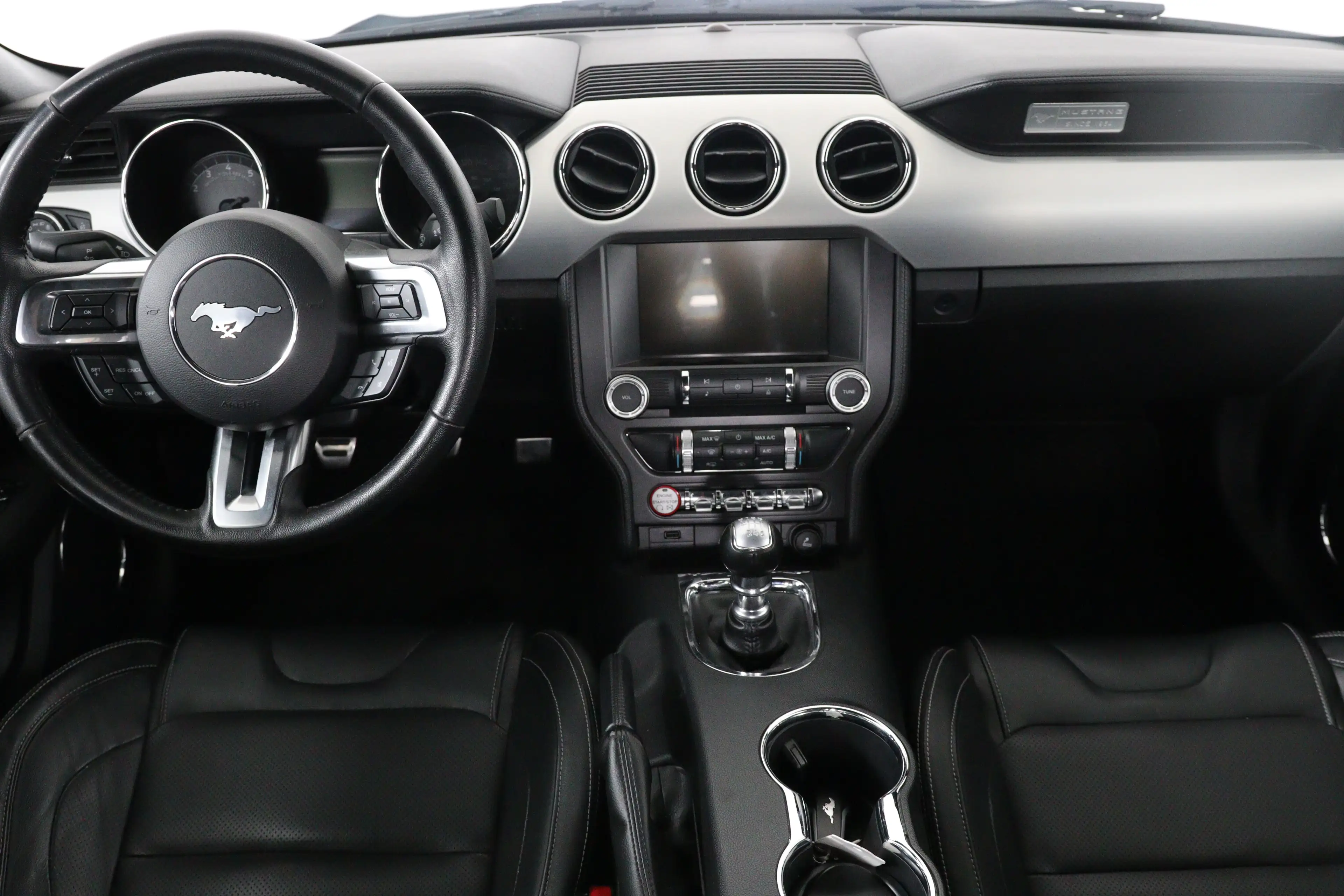 Ford Mustang Fastback 2.3EB | Recaro Sportstoelen | Xenon | Led — photo 4