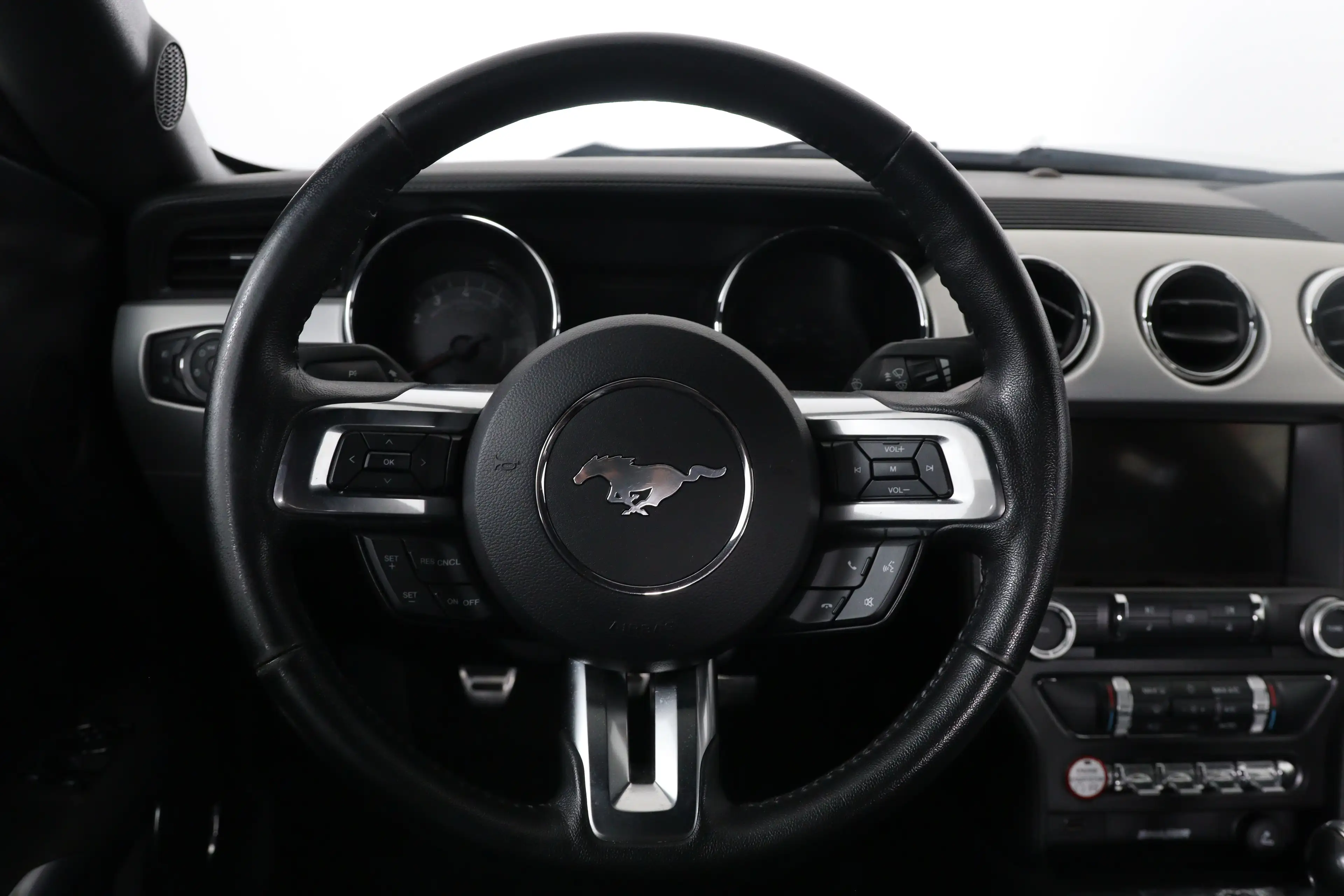 Ford Mustang Fastback 2.3EB | Recaro Sportstoelen | Xenon | Led — photo 40