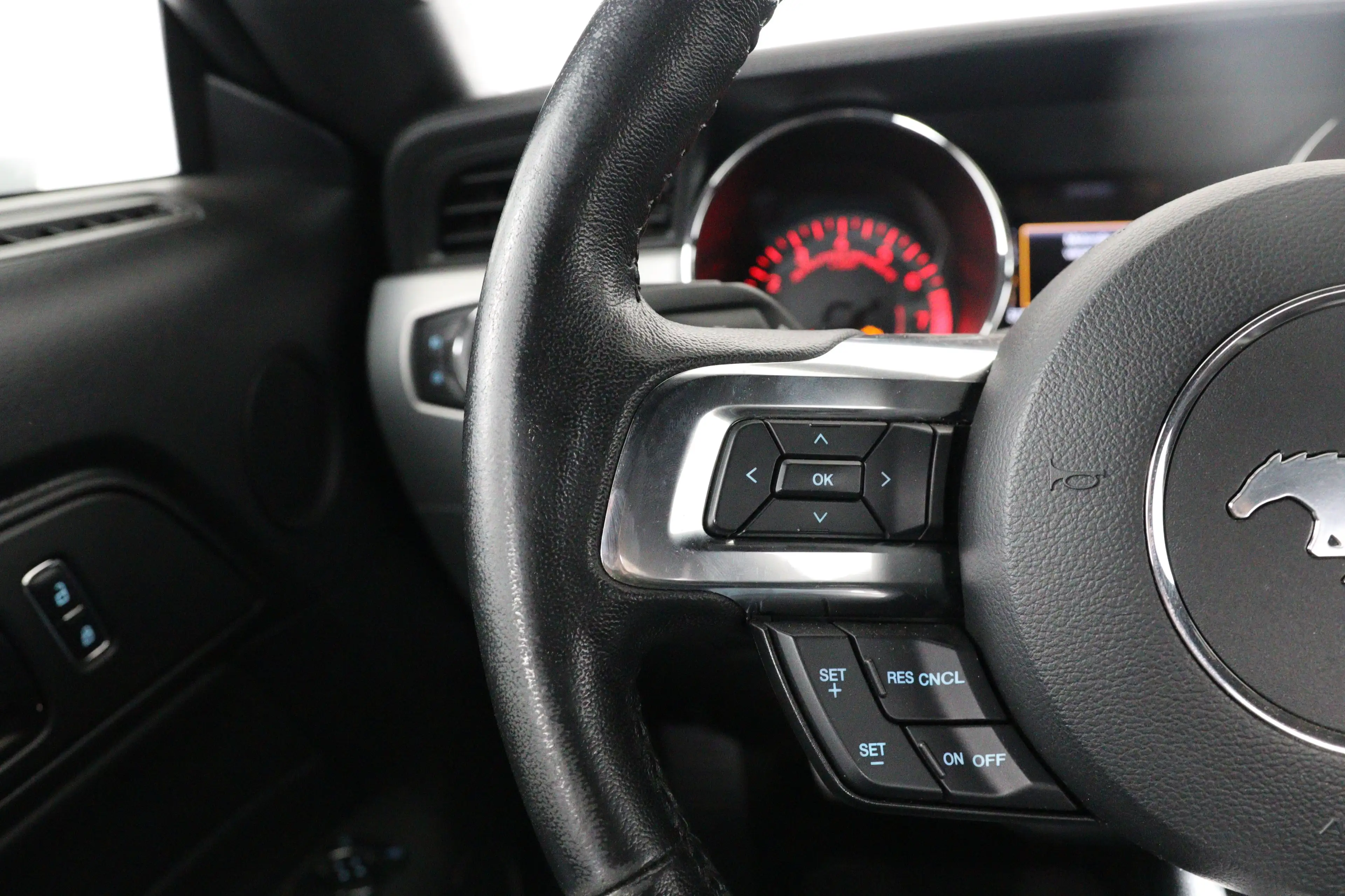 Ford Mustang Fastback 2.3EB | Recaro Sportstoelen | Xenon | Led — photo 27