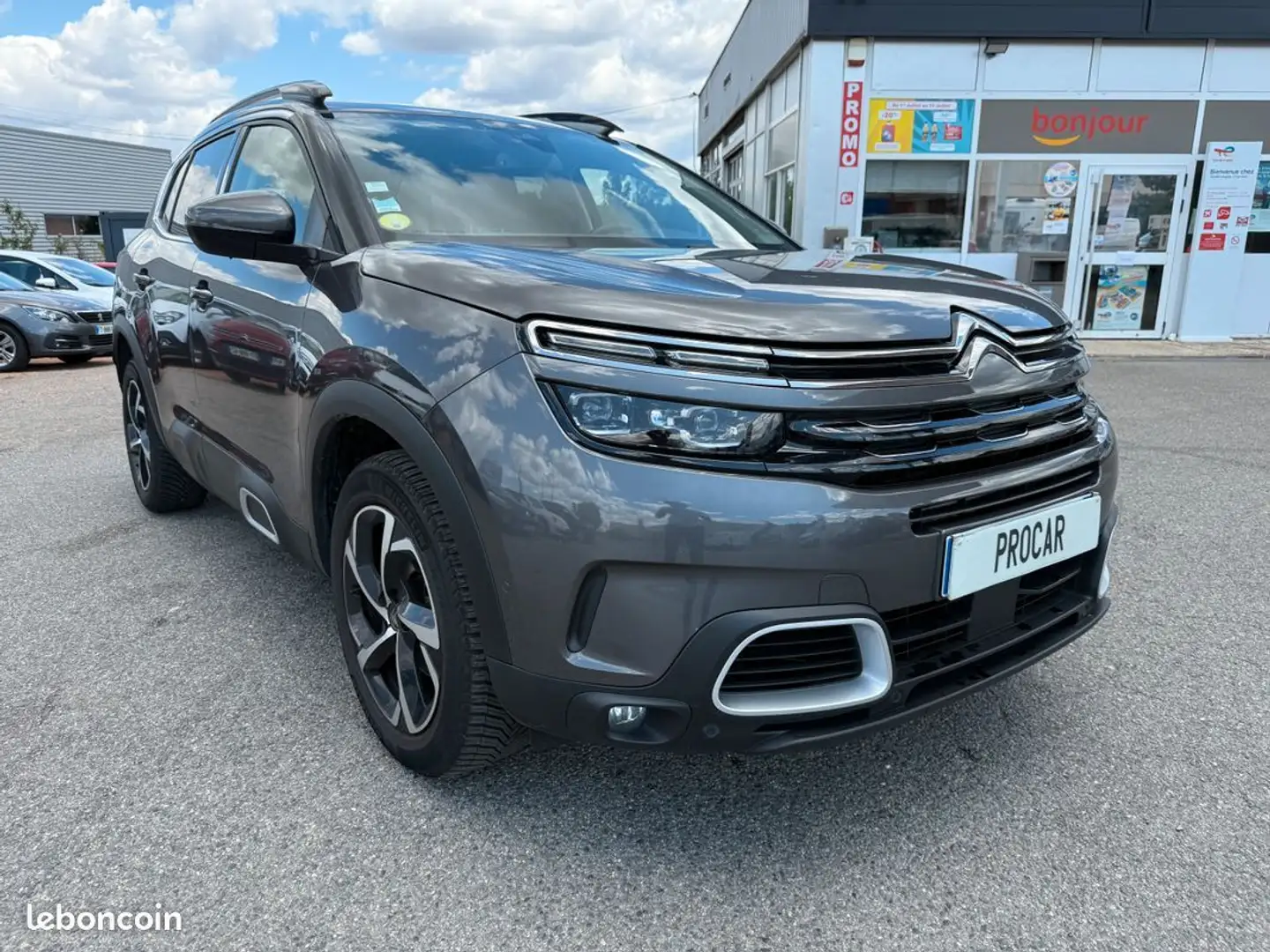 Citroen C5 Aircross BLUEHDI 130 FEEL 1ère MAIN TVA Grijs - 2