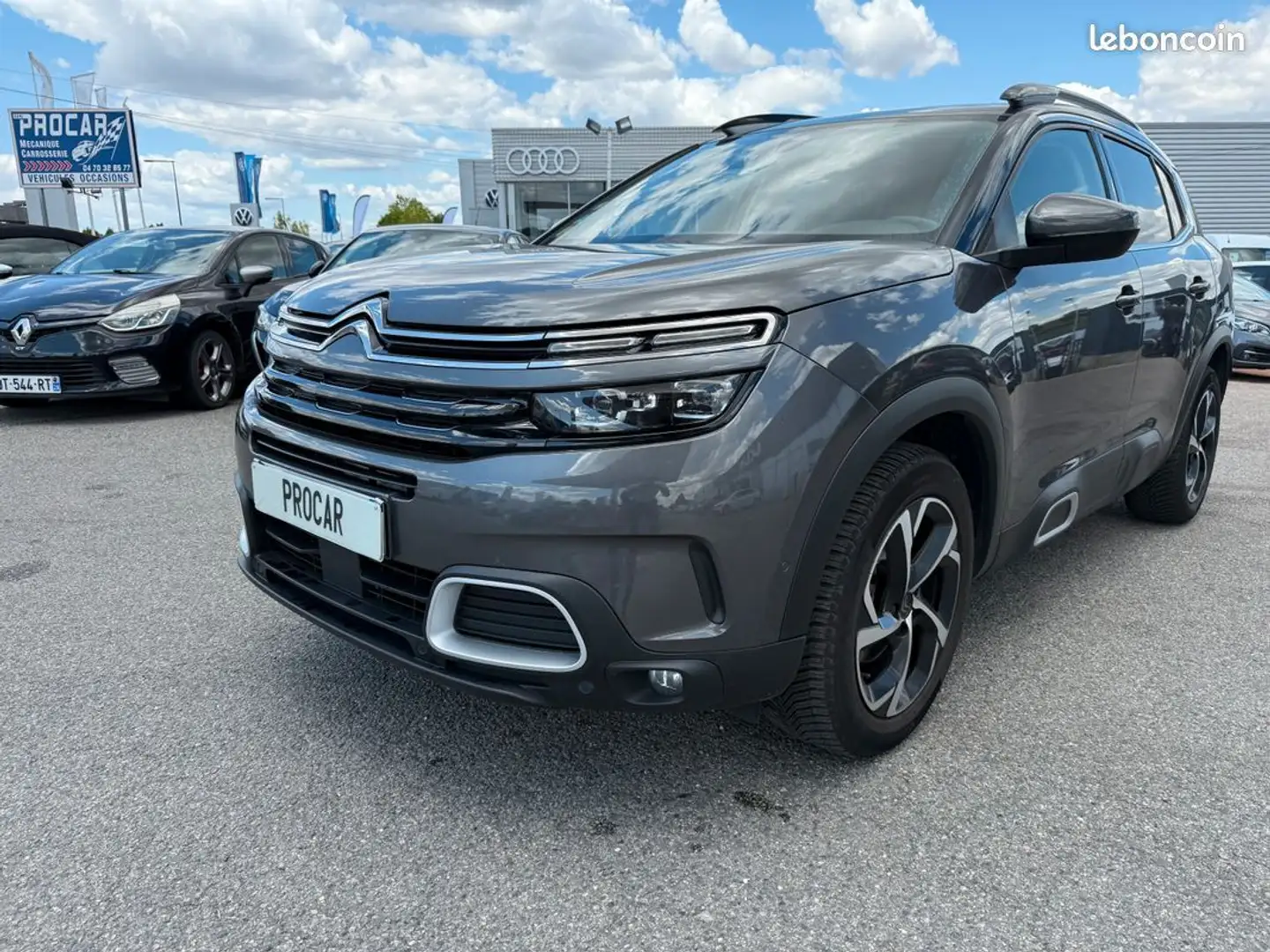 Citroen C5 Aircross BLUEHDI 130 FEEL 1ère MAIN TVA Grijs - 1