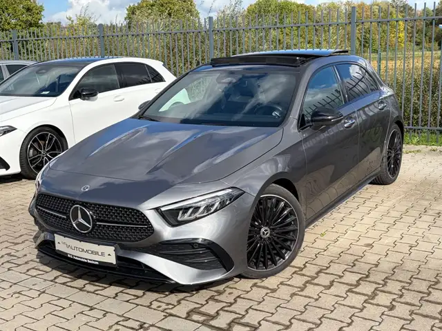 Mercedes-Benz A 200 d AMG Line PANO NIGHT KAMERA LED