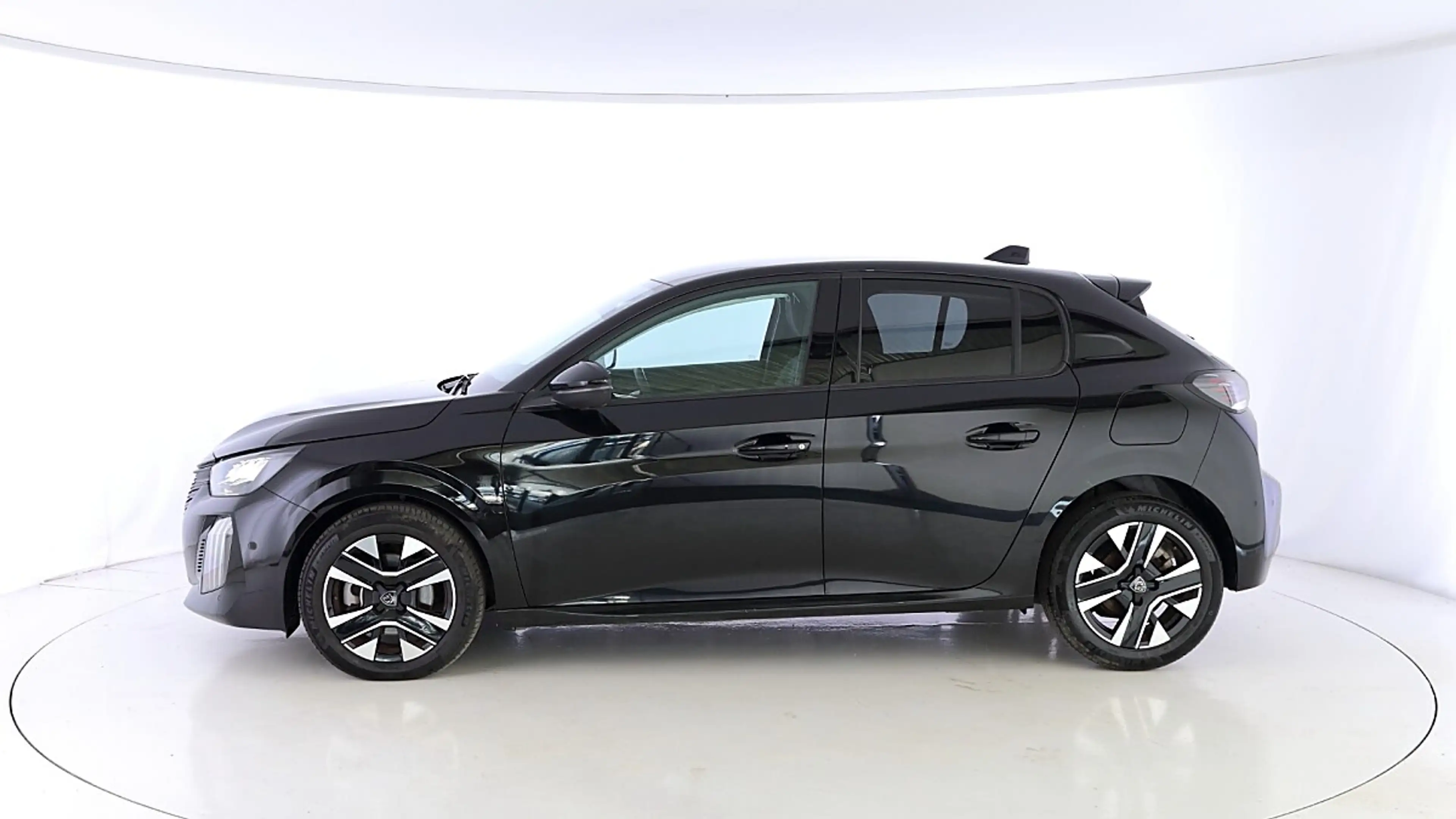 Peugeot 208 PureTech 100 S&S BVM6 Allure — photo 2