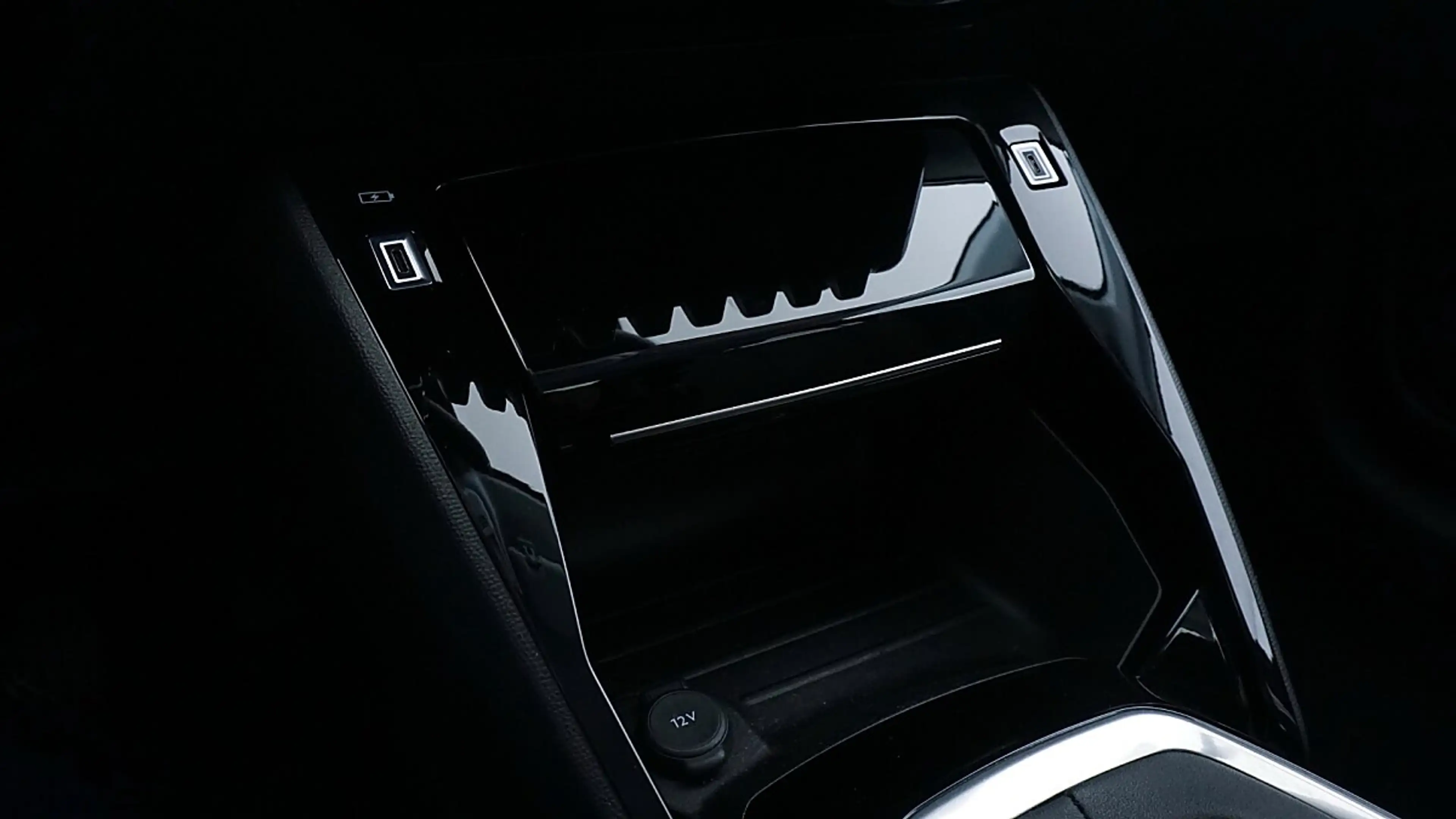 Peugeot 208 PureTech 100 S&S BVM6 Allure — photo 7