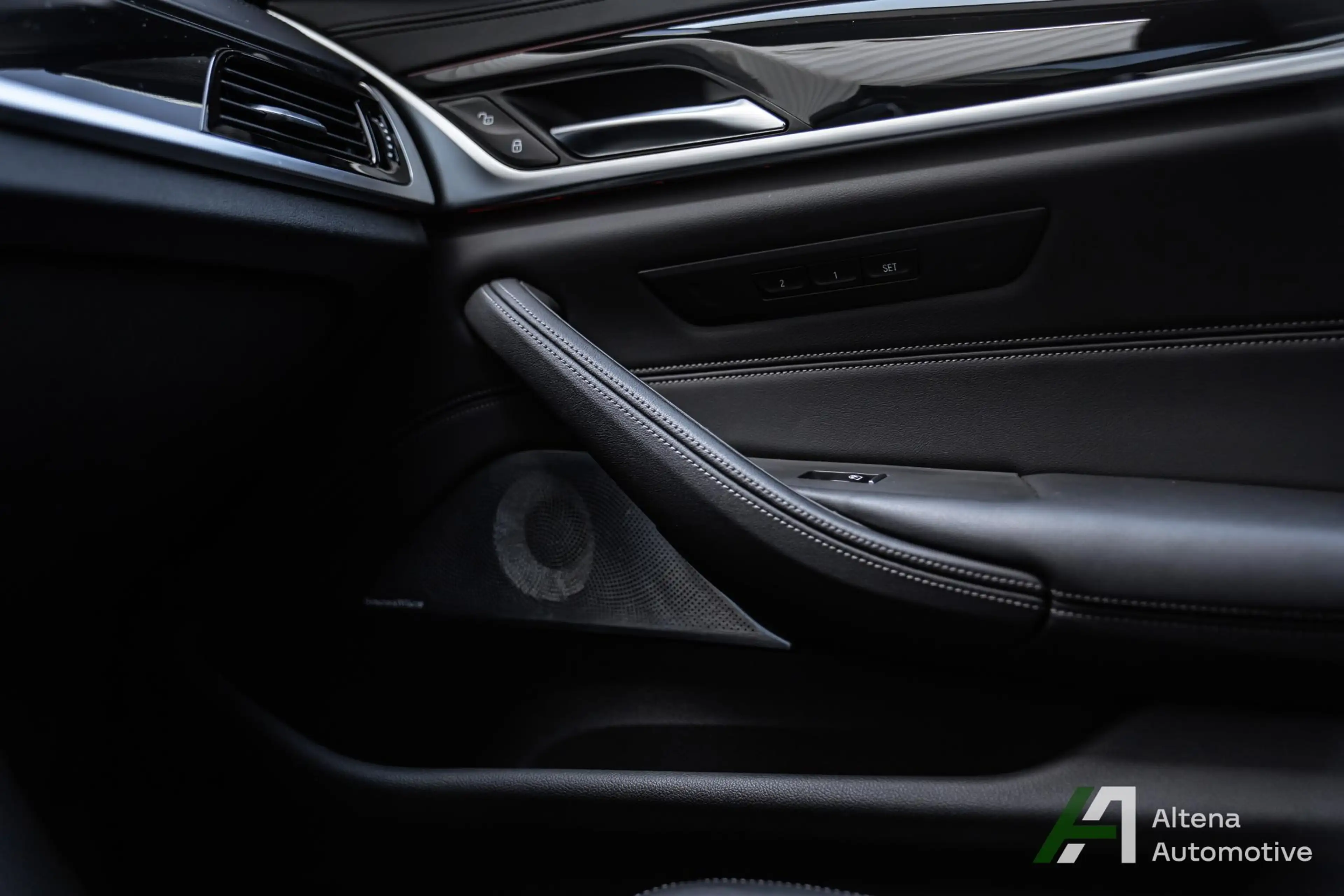 Alpina B5 Touring ALLRAD — photo 32