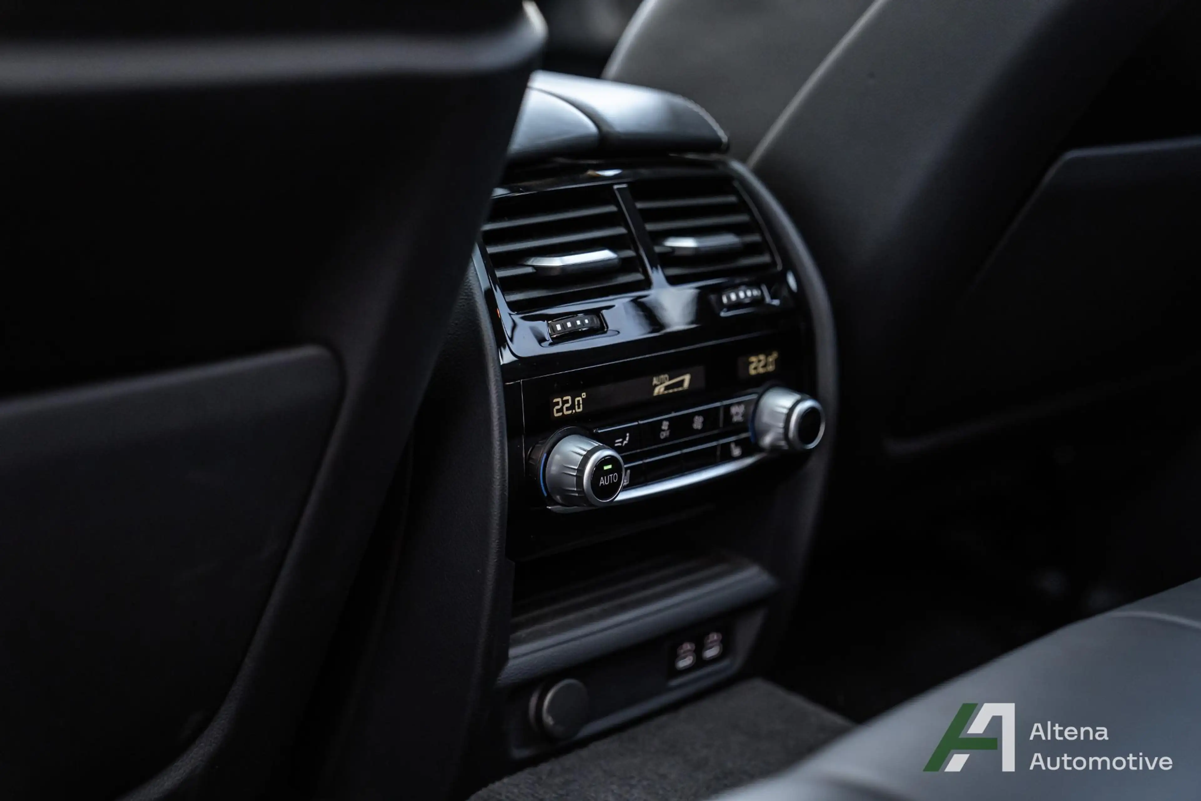 Alpina B5 Touring ALLRAD — photo 12