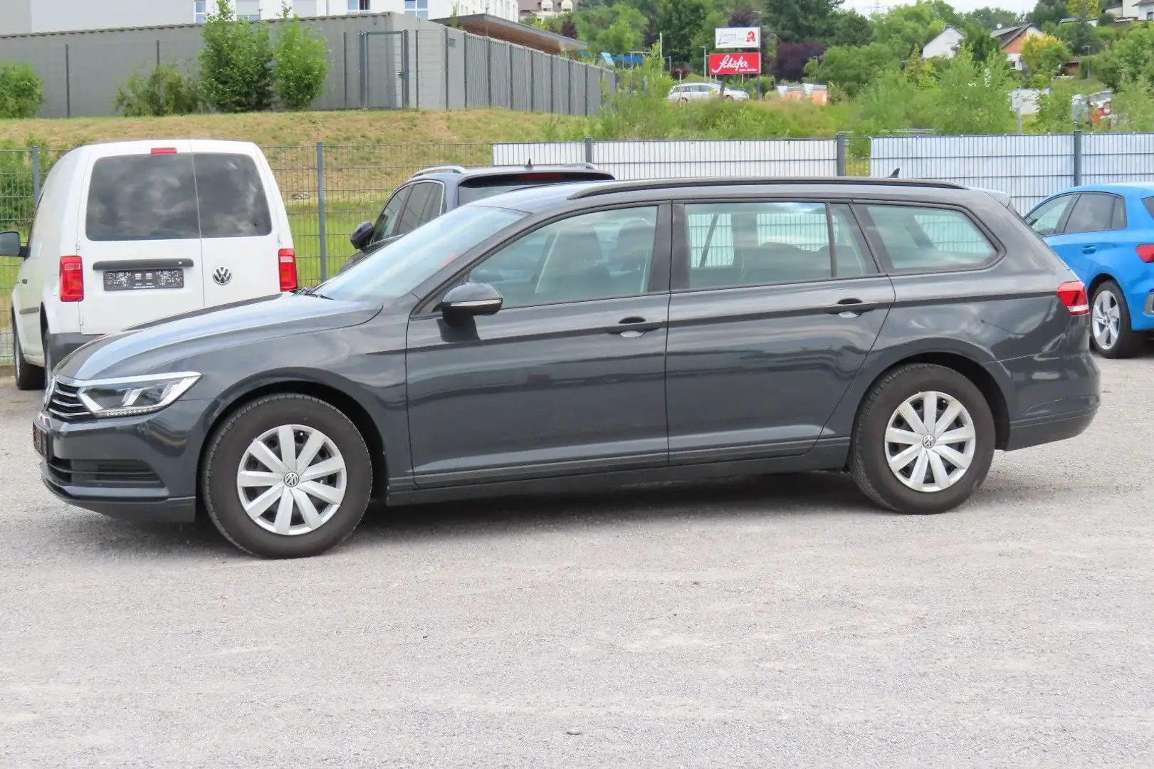 Volkswagen Passat Var 2,0TDi Navi Klimaaut LED Sitzheiz PDC Grau - 2