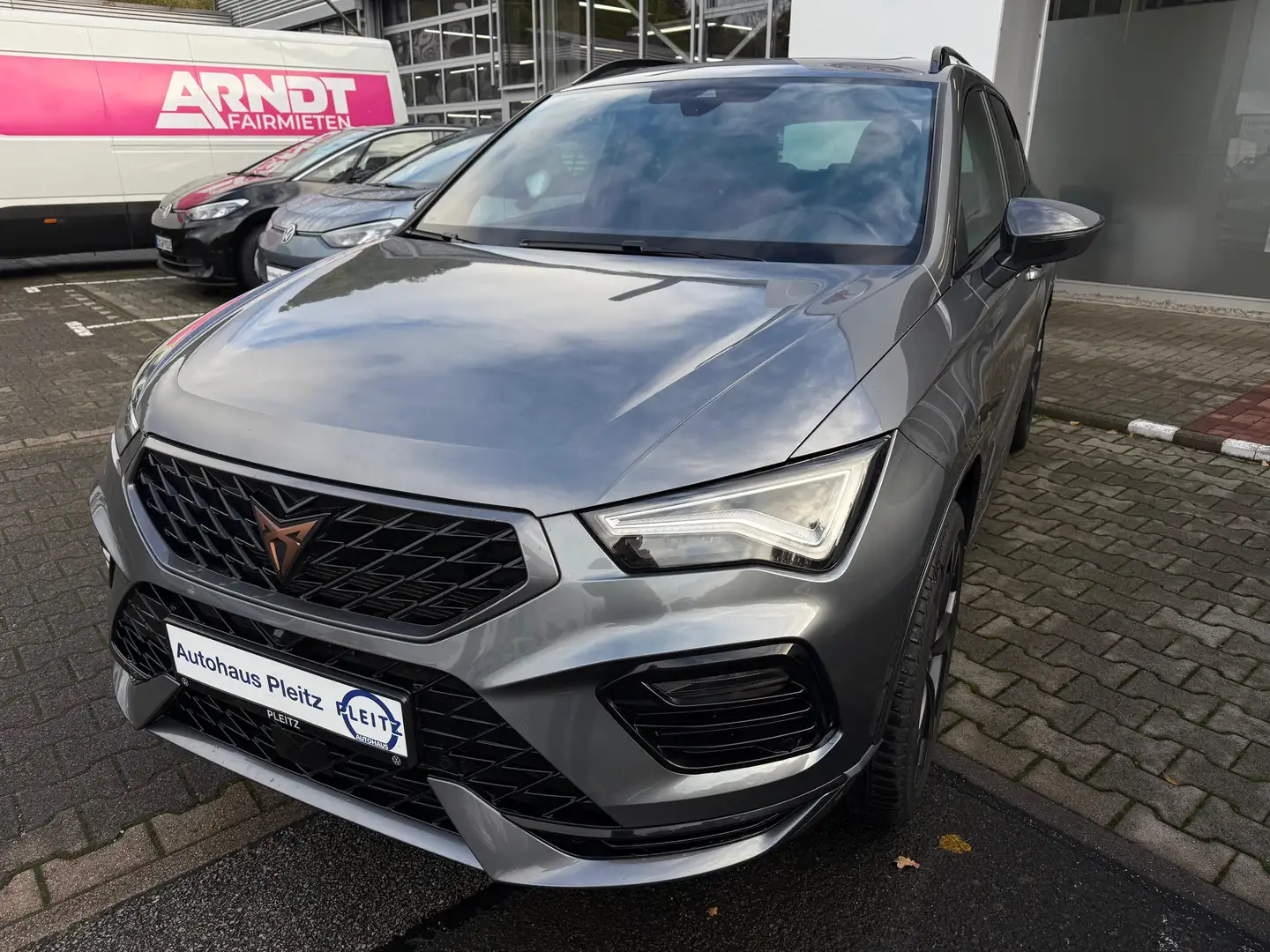 CUPRA Ateca 2.0 TSI VZ DSG 4Drive BeatsAudio PANO AHK Gris - 1