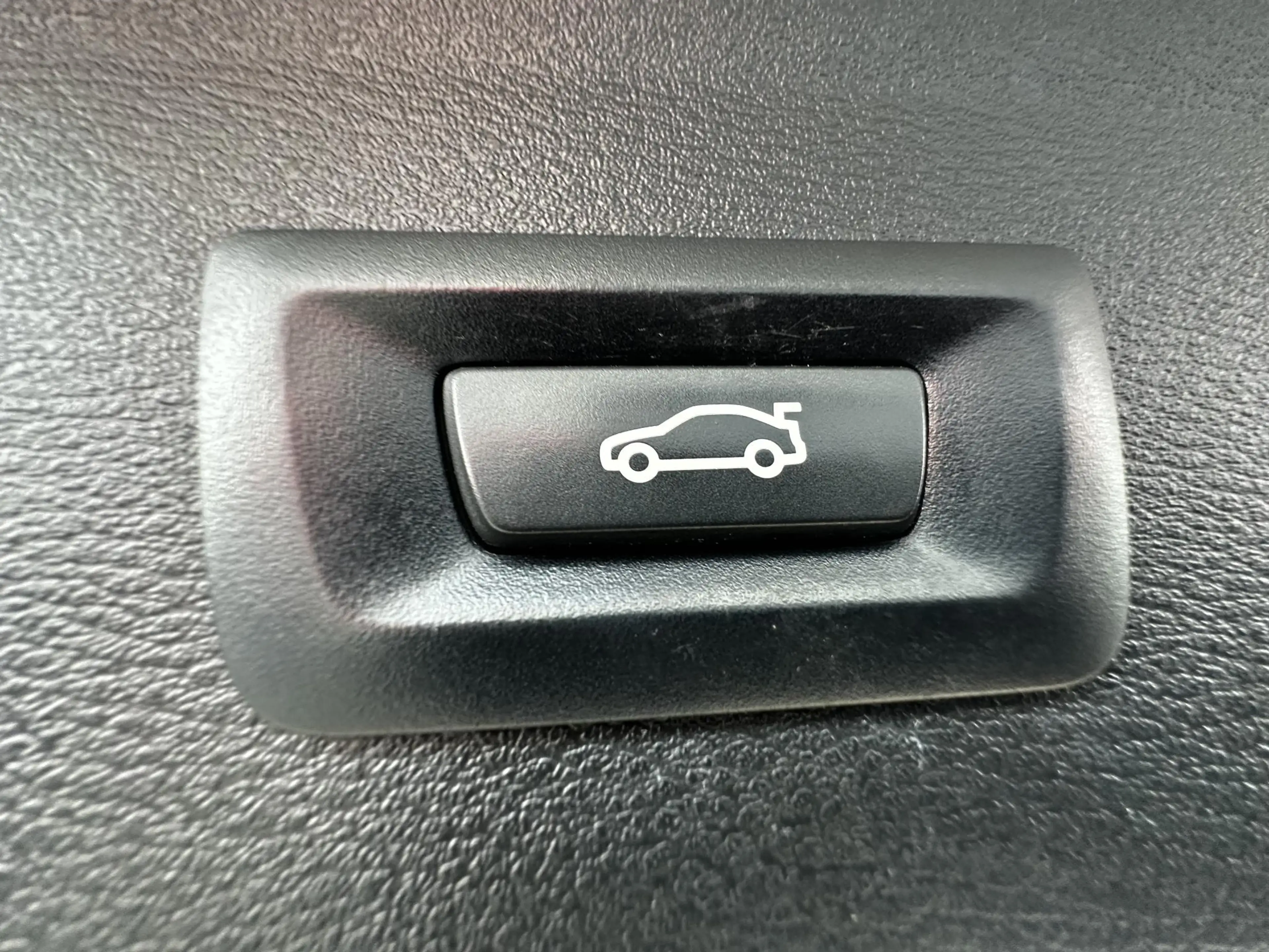 BMW X1 sDrive20i High Executive Memory|Pano|HiFi|HUD — photo 33