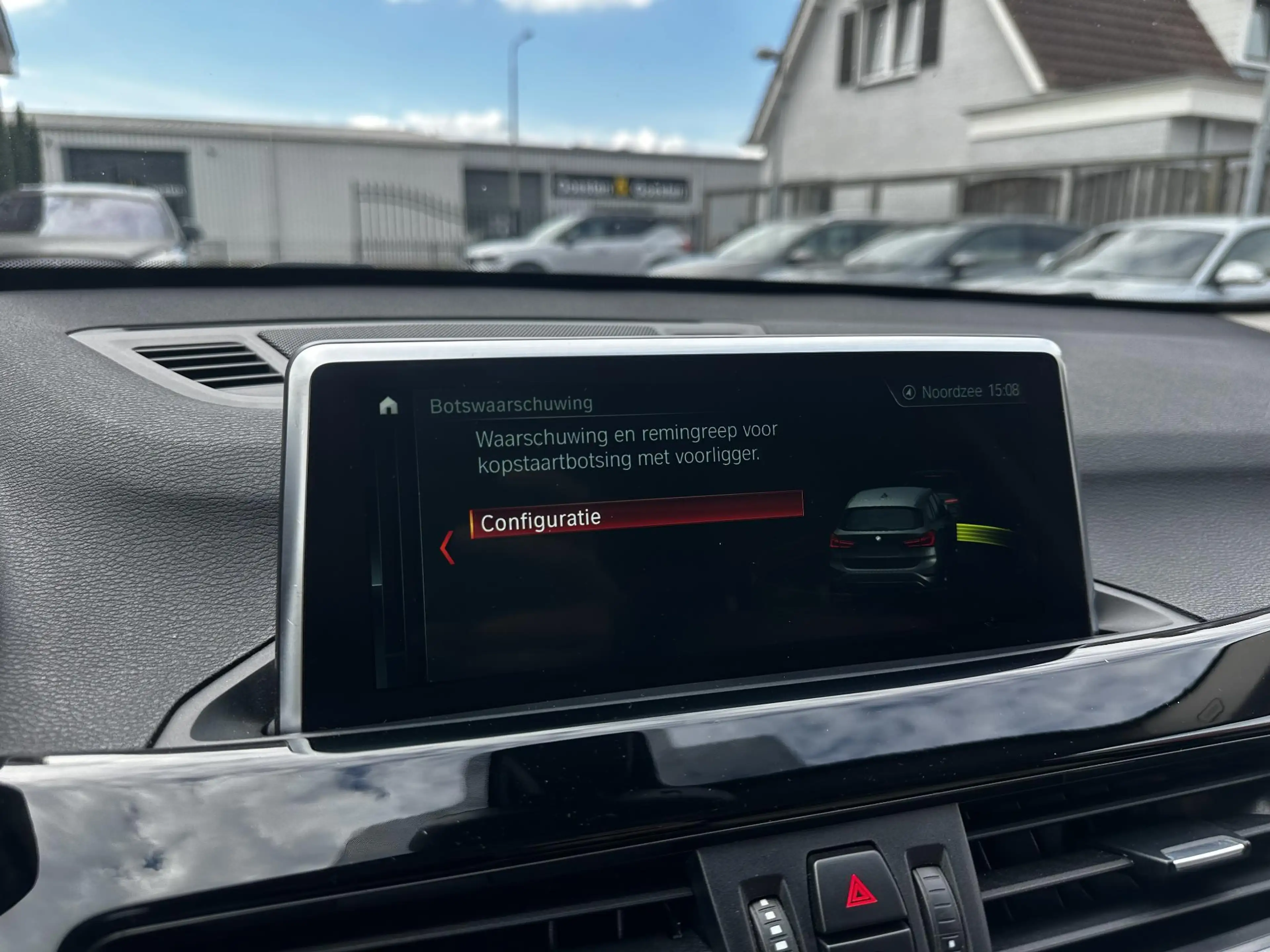 BMW X1 sDrive20i High Executive Memory|Pano|HiFi|HUD — photo 19