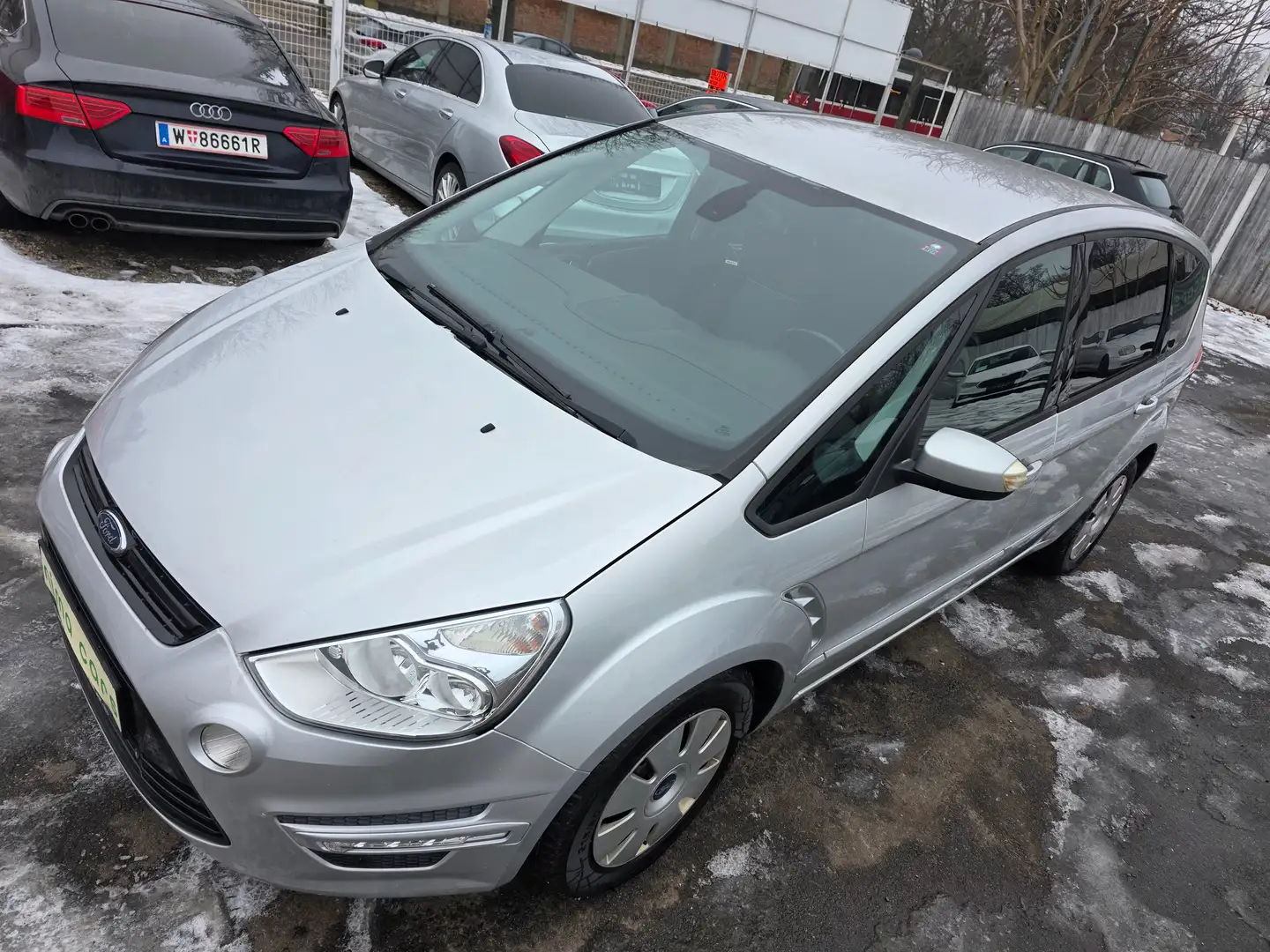 Ford S-Max S-MAX Titanium 2,0 TDCi DPF Aut. Titanium Silber - 2