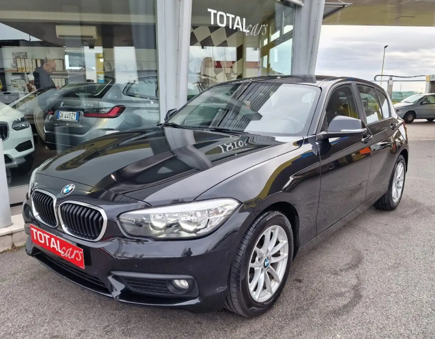 BMW 114 d 5p. Advantage OK NEO PATENTATI Noir - 1