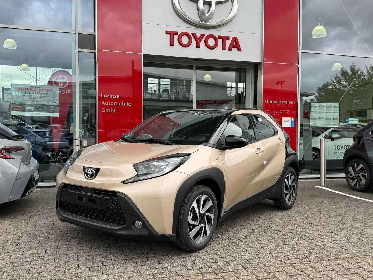 Toyota Aygo X Team Deutschland **Neuanlieferung** Beige - 1