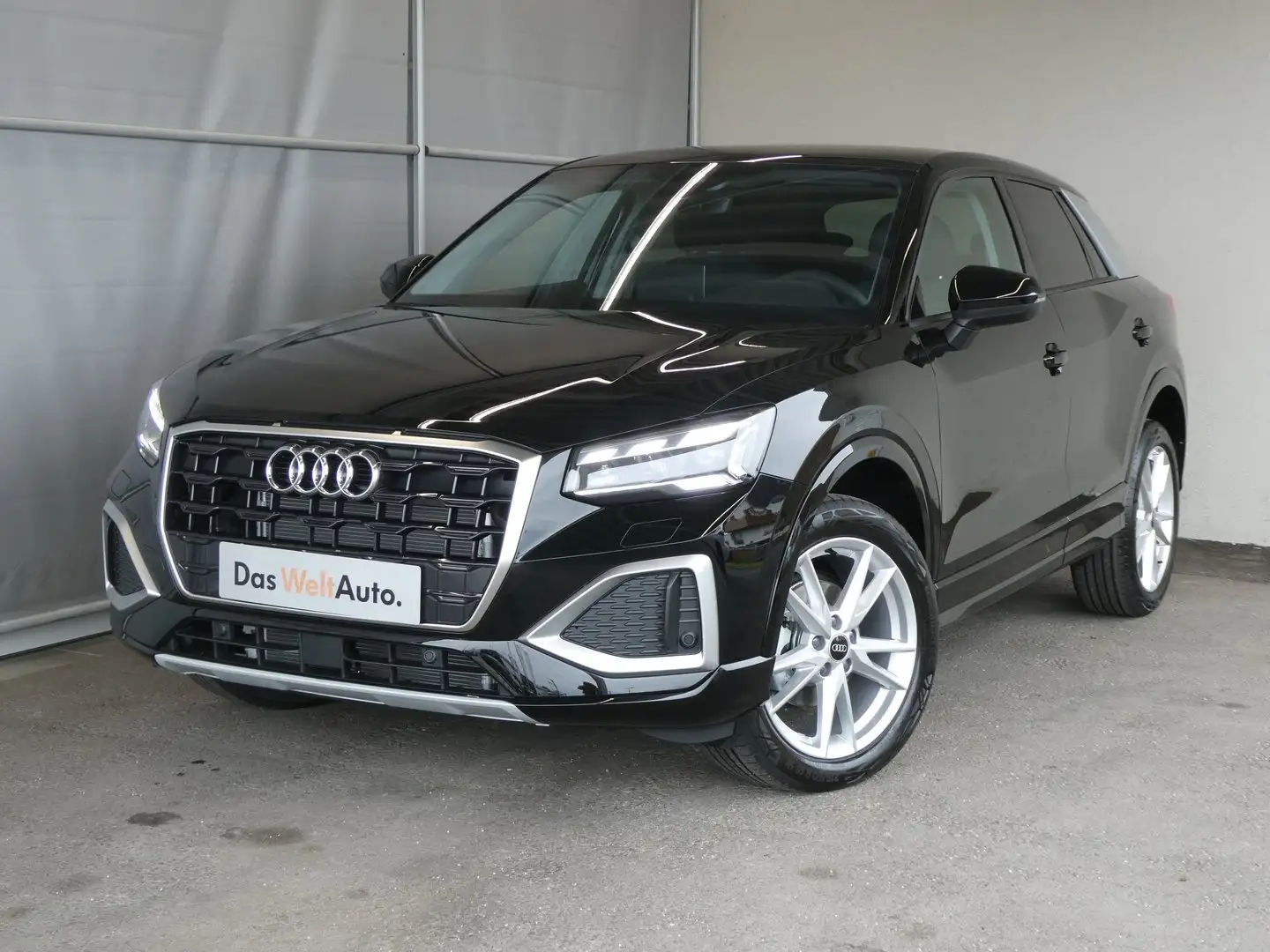 Audi Q2 30 TFSI admired Schwarz - 1