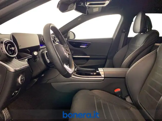 Mercedes-Benz C-Class view 11
