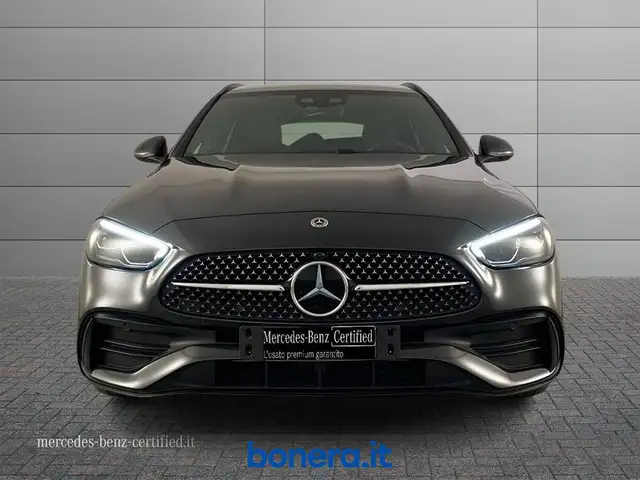Mercedes-Benz C-Class view 4