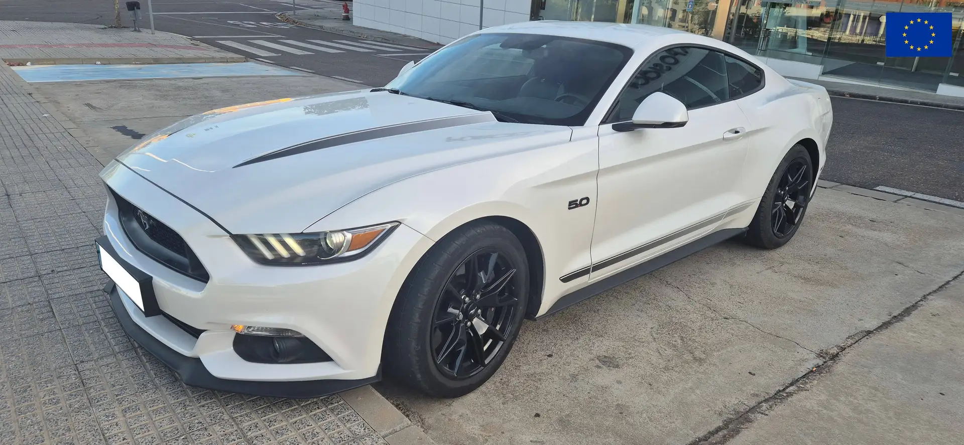 Ford Mustang Mustang Fastback 5.0 Ti-VCT GT Aut. GT Black Shadow Edition Blanco - 1