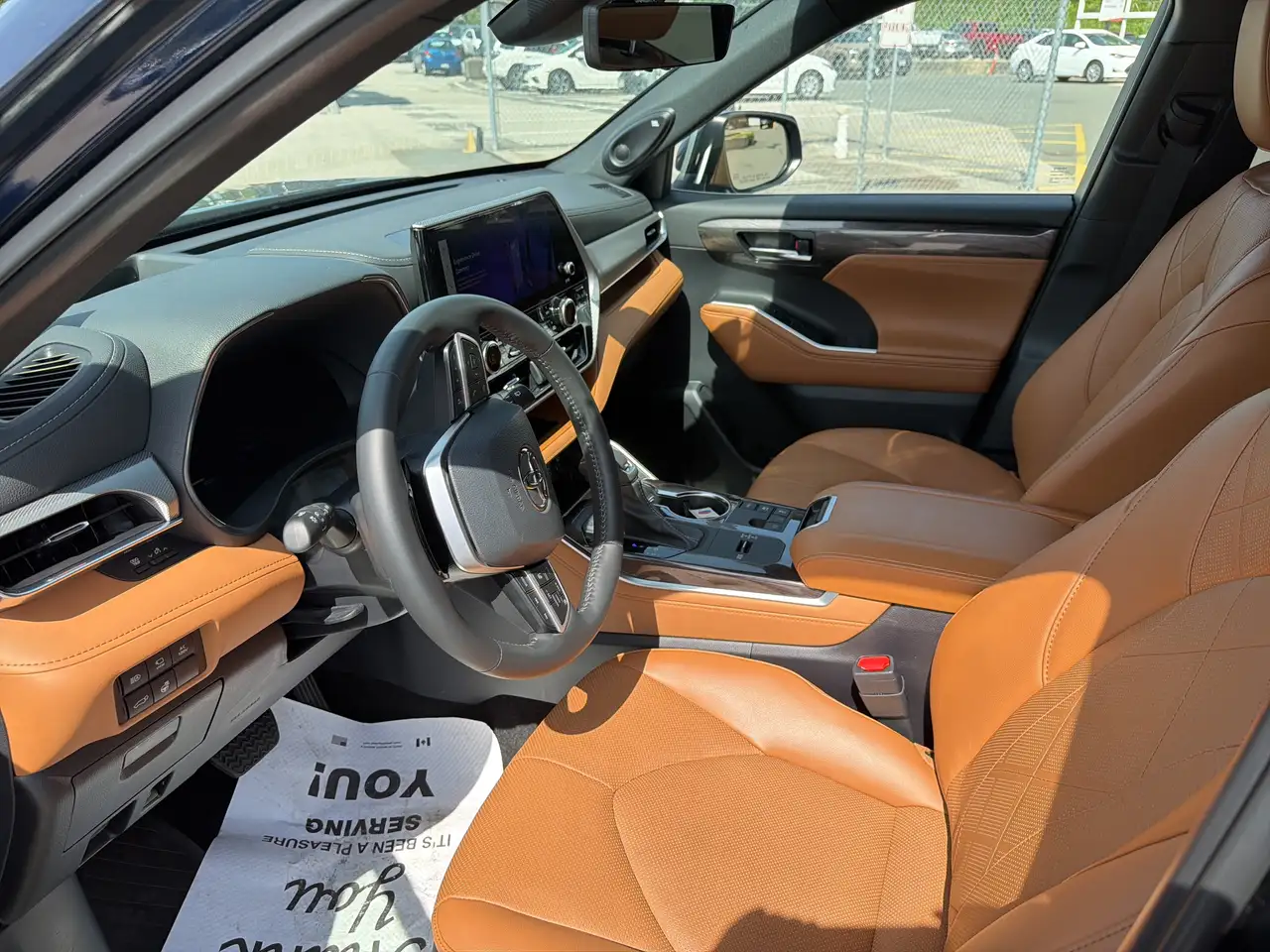 Toyota Highlander снимка Toyota Highlander