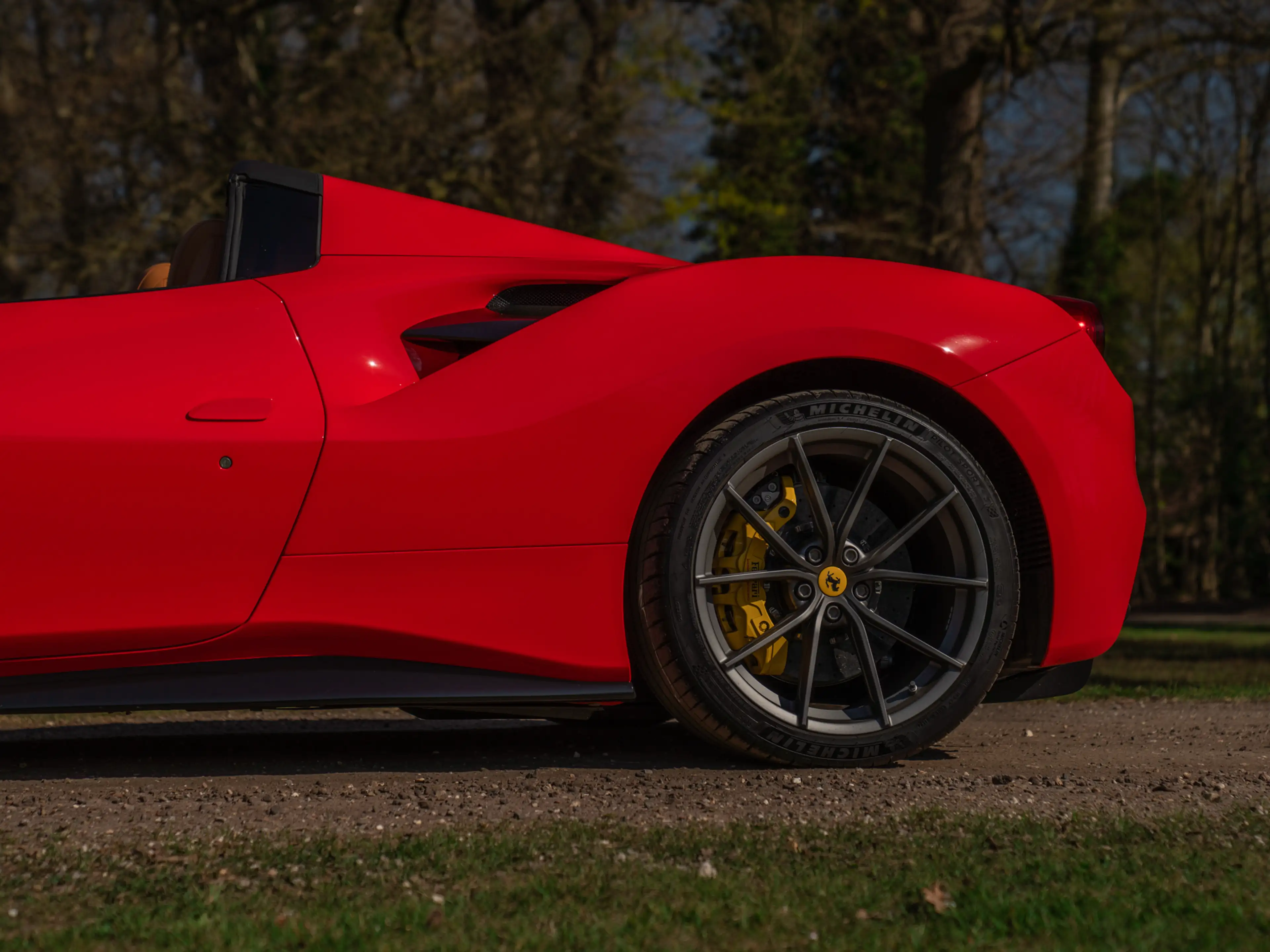 Ferrari 488 Spider | Front-lift | Pista wheels | Carbon stuur — photo 31