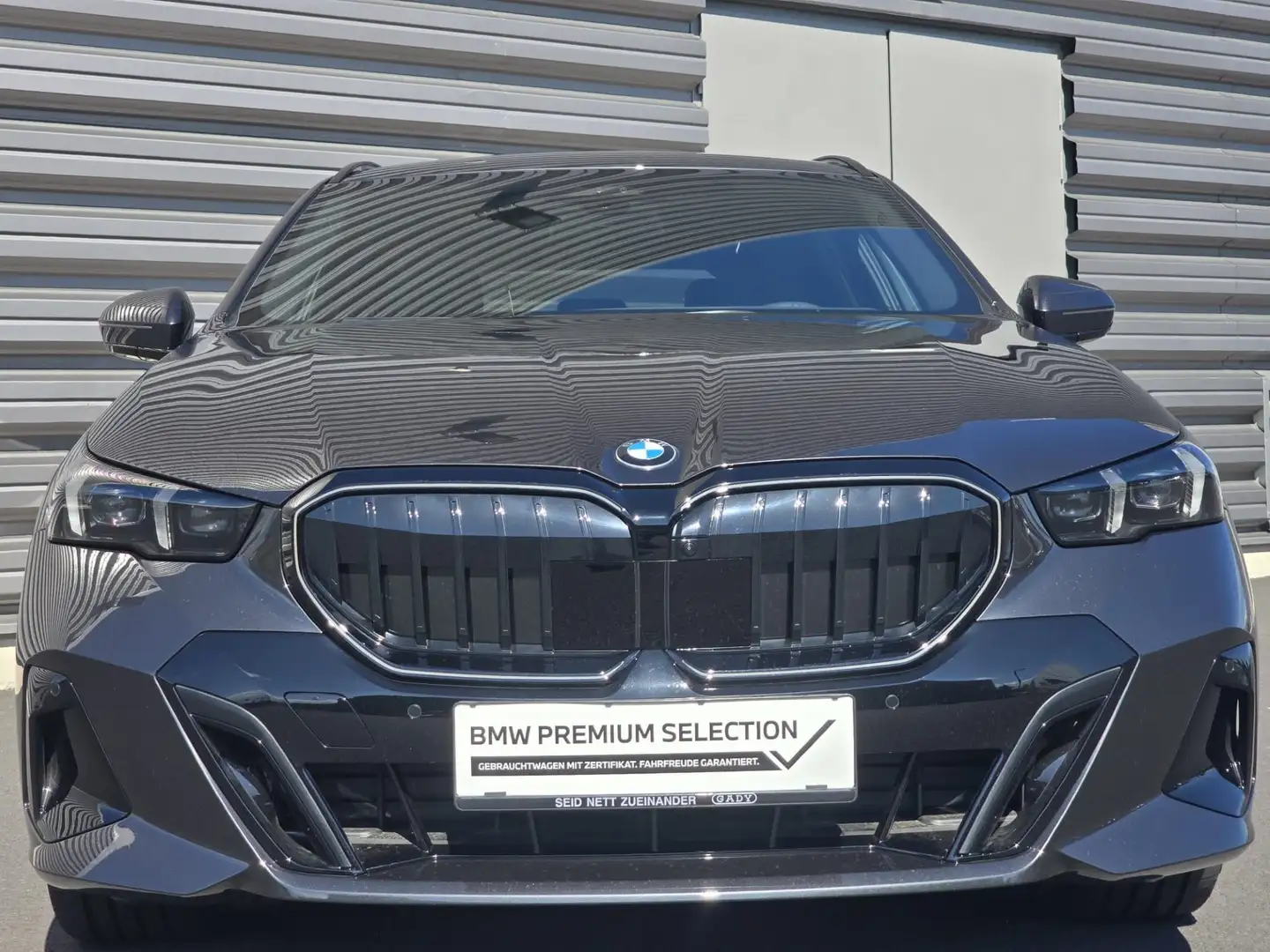 BMW 520 d xDrive Grau - 2