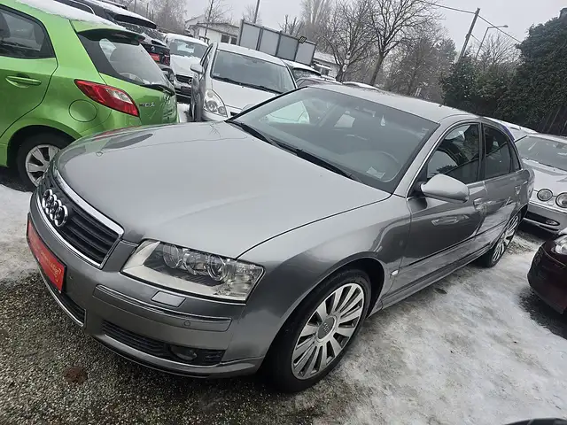 Audi A8 4,2 V8 quattro Tiptronic