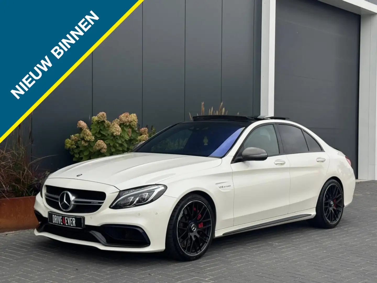 Mercedes-Benz C 63 AMG S Edition 1 FULL PANO NAVI CAMERA LEDER MM SEATS Wit - 1