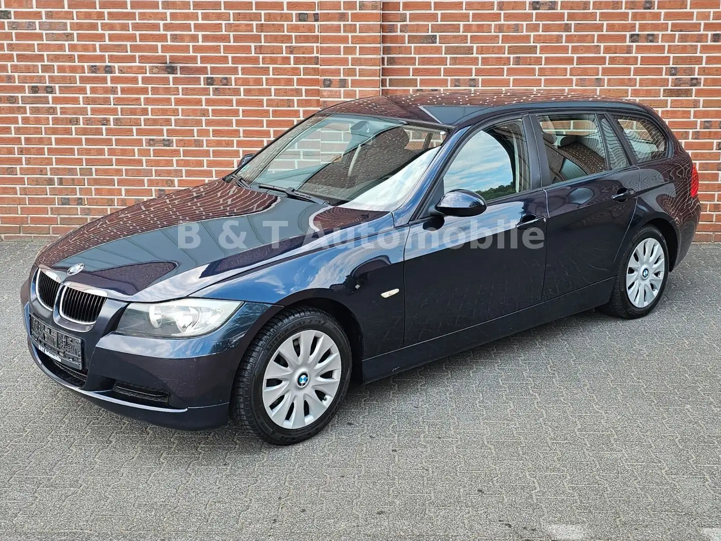 BMW 318 d Touring AHK Start/Stopp-Automatik Bleu - 1