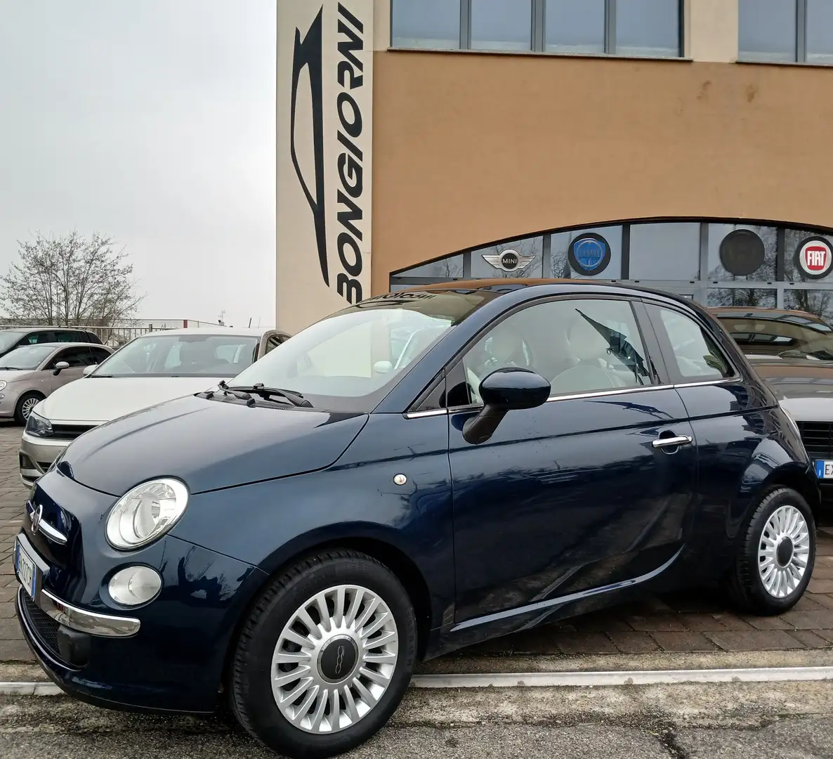 Fiat 500 1,2 lounge benzina  neopatentati clima blu met. Blau - 1