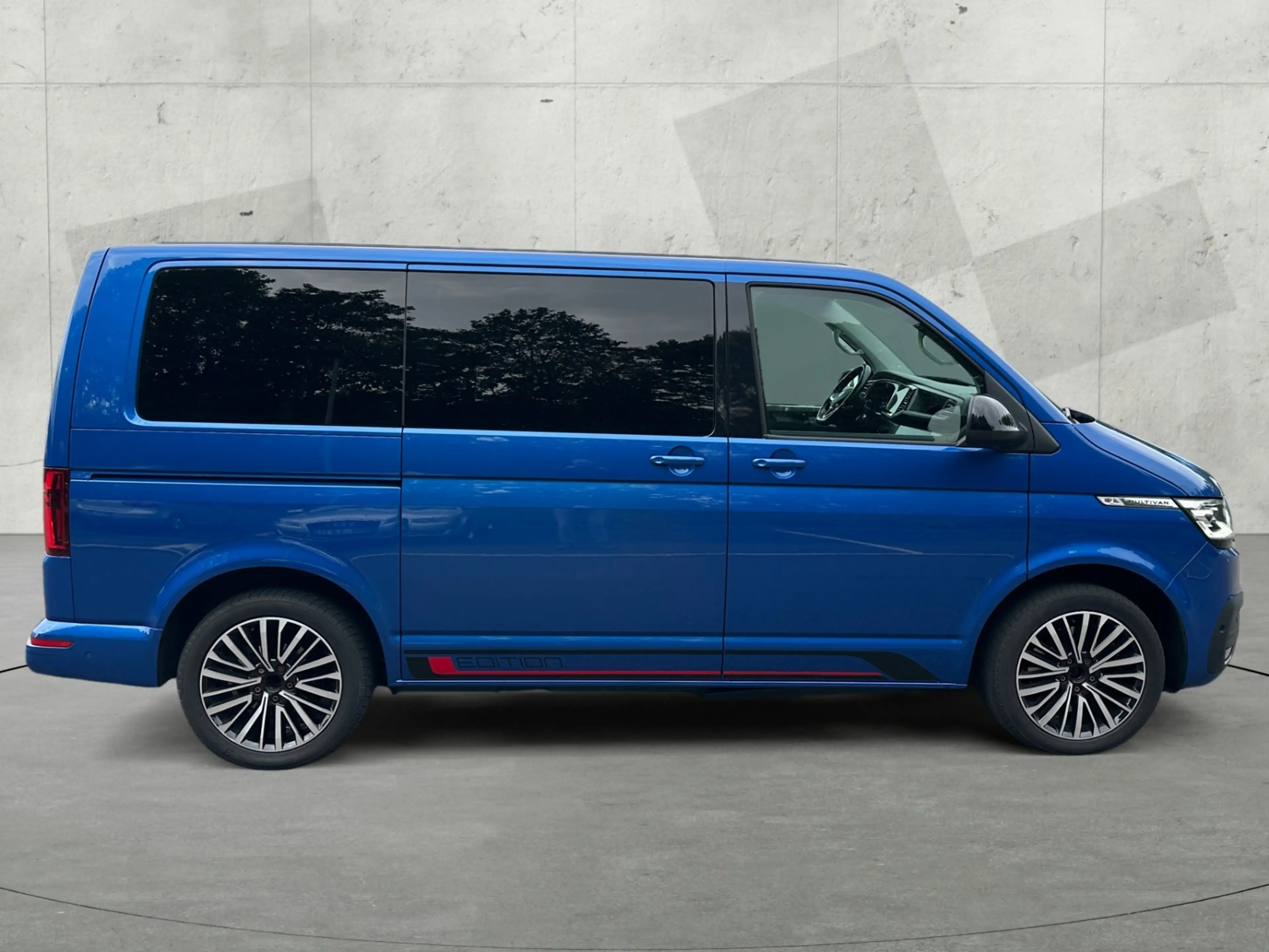 Volkswagen T6.1 Multivan 2.0 TDI DSG EDITION +AHK +LED +ACC +RKAM +LEDER + — photo 7