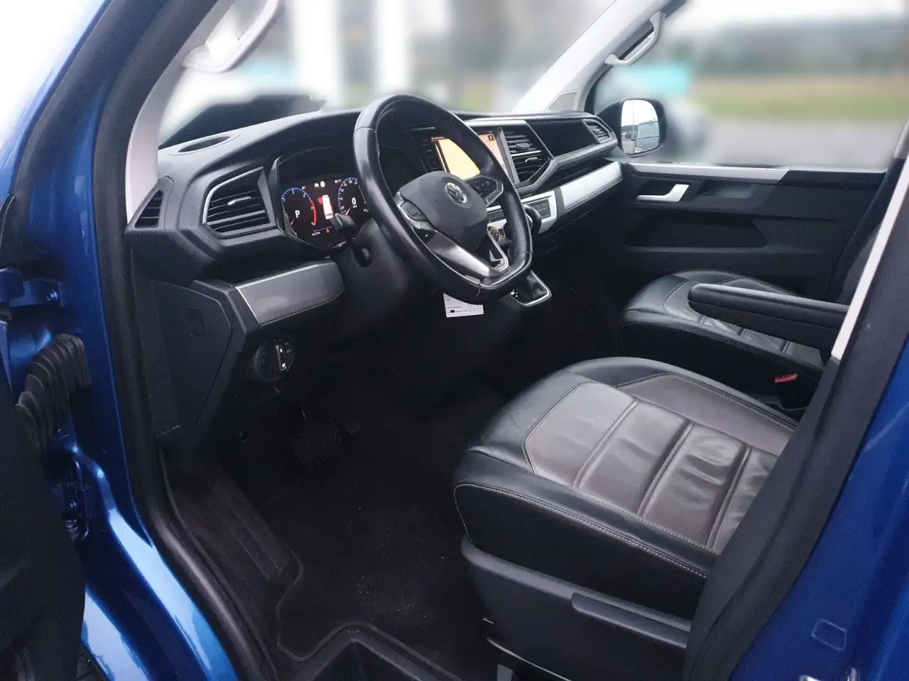 Volkswagen T6.1 Multivan 2.0 TDI DSG EDITION +AHK +LED +ACC +RKAM +LEDER +, миниатюра 10